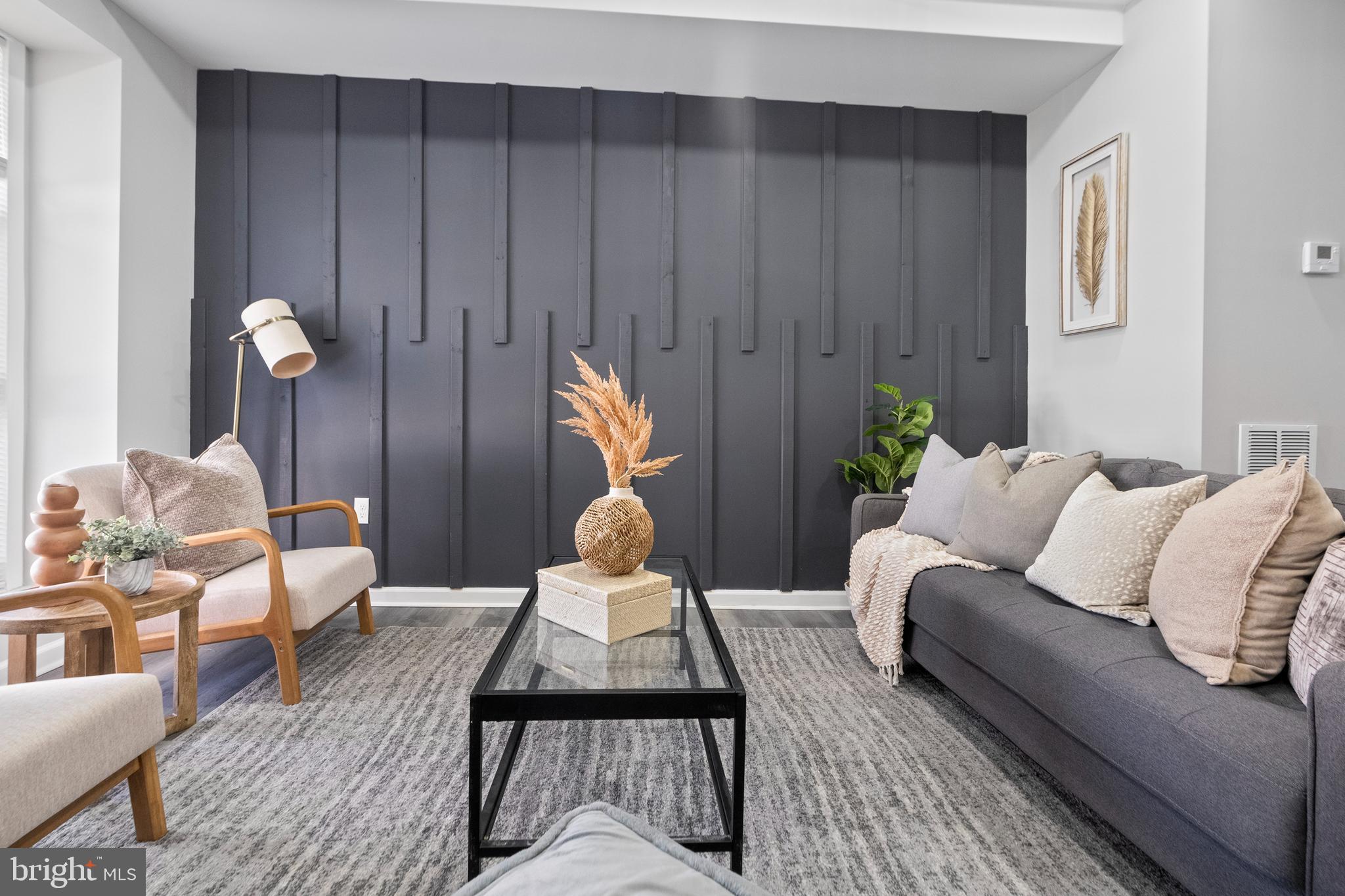 BROADWAY EAST - Residential