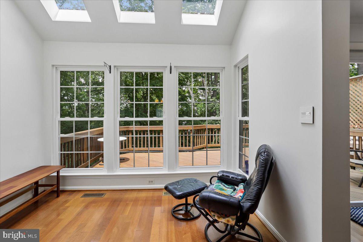TOWNES AT WATERS EDGE - Residential
