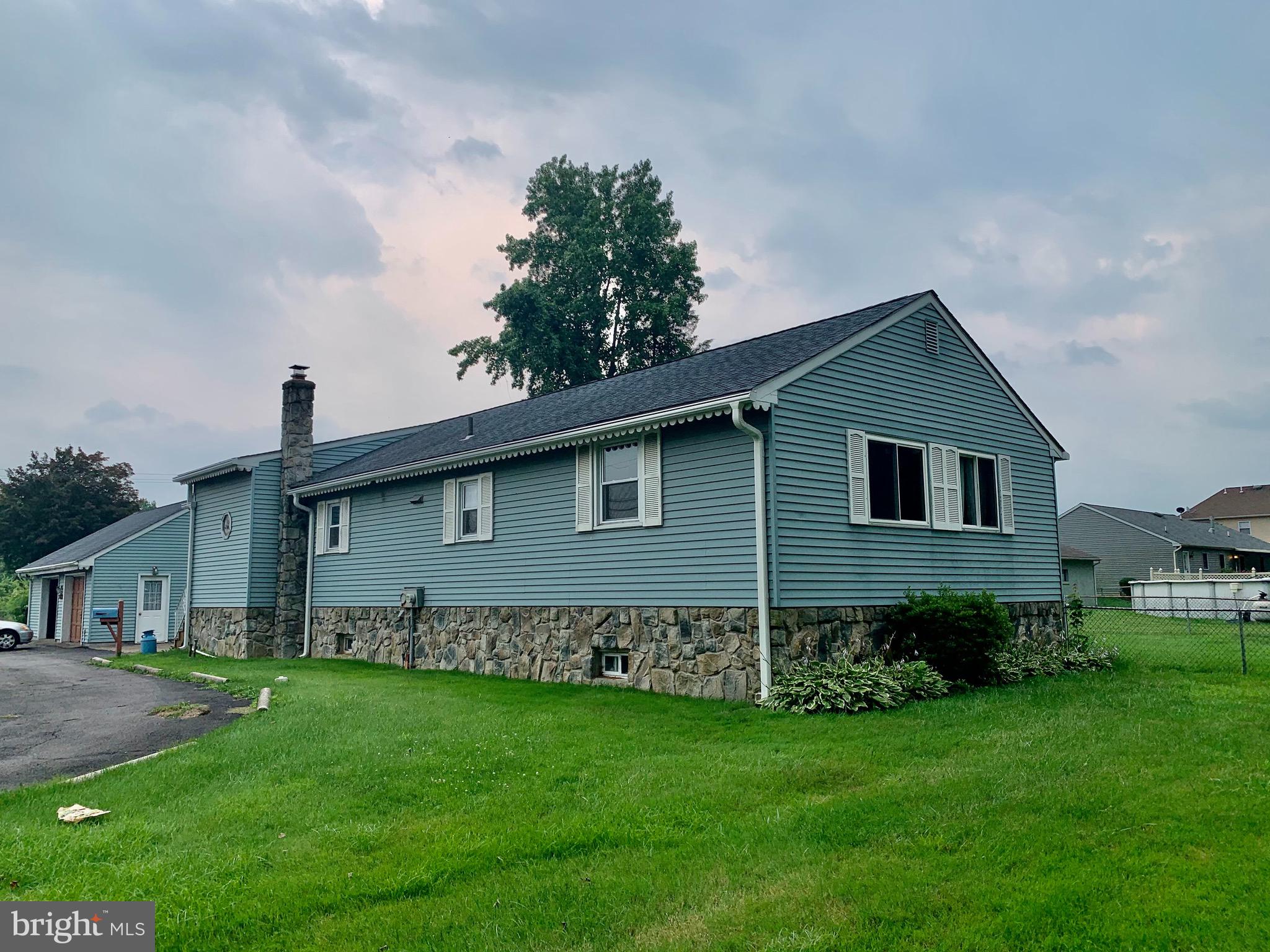ELMWOOD TERR - Residential
