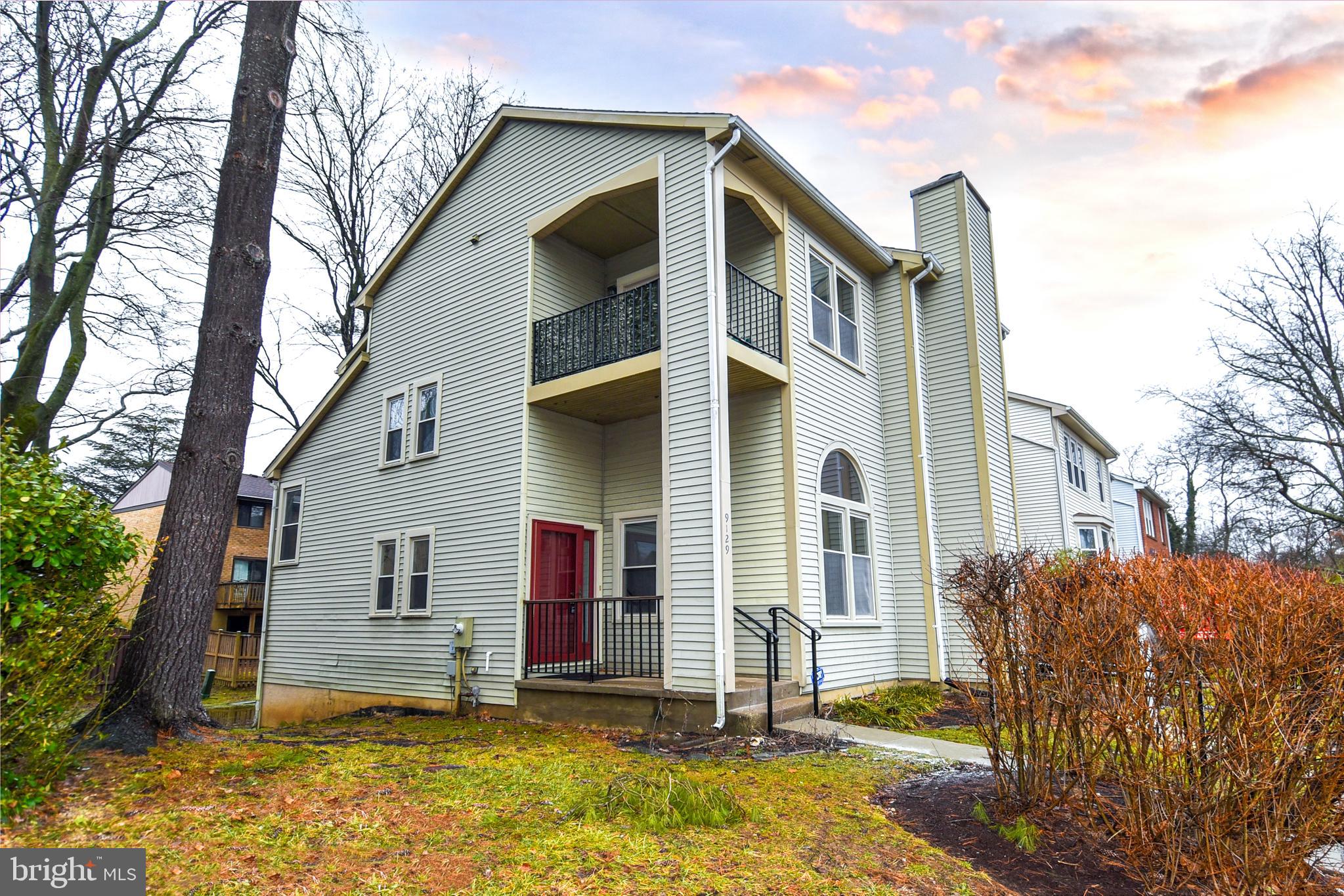 VILLAGE COMMONS - Residential