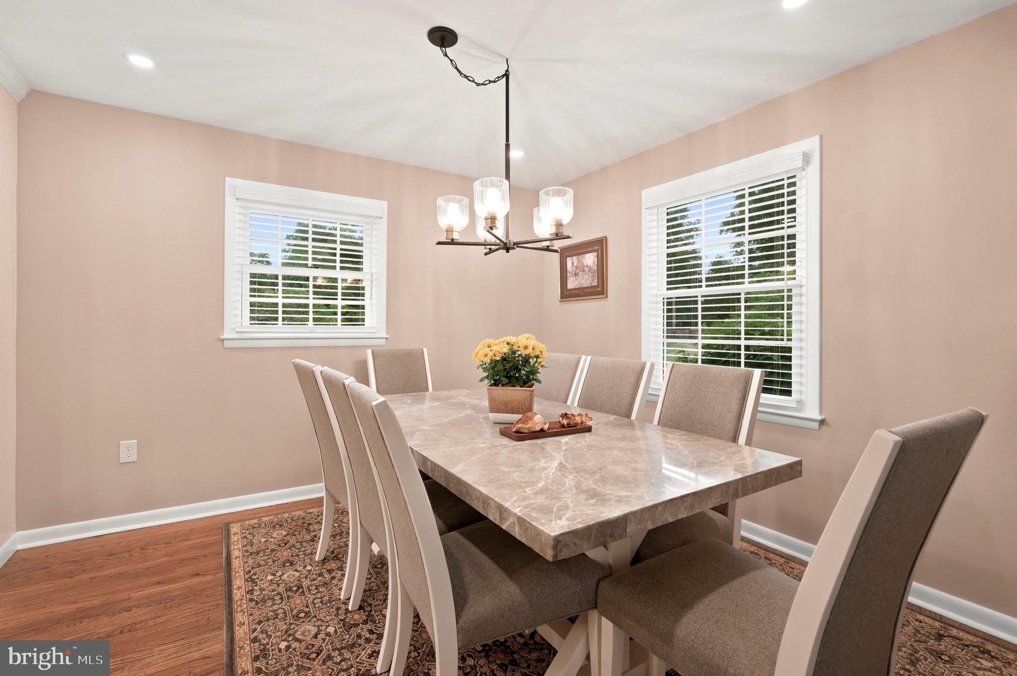 HIDEAWAY HILLS - Residential