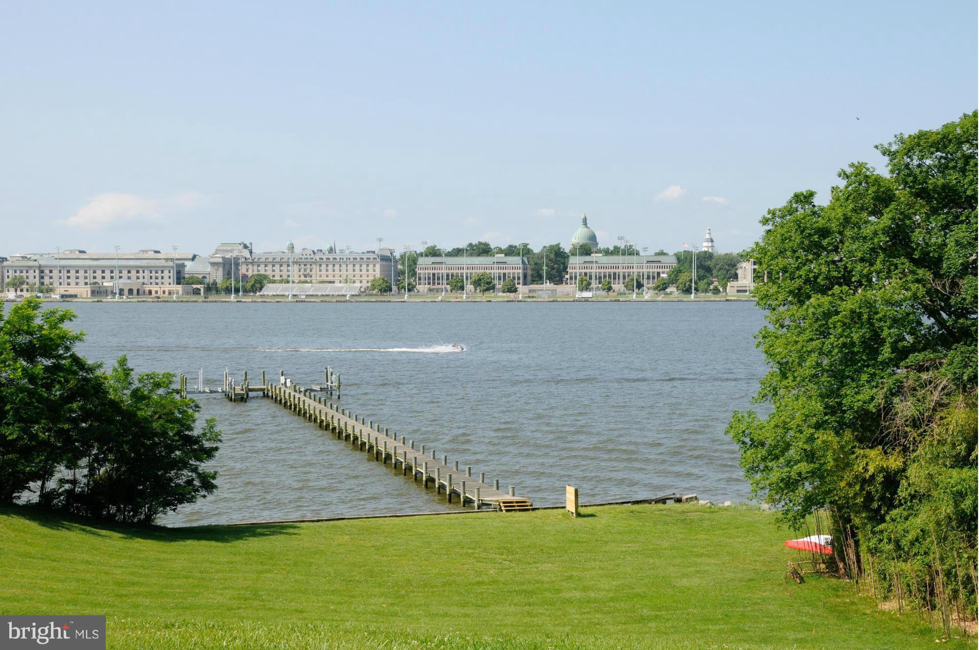 FERRY FARMS - Land