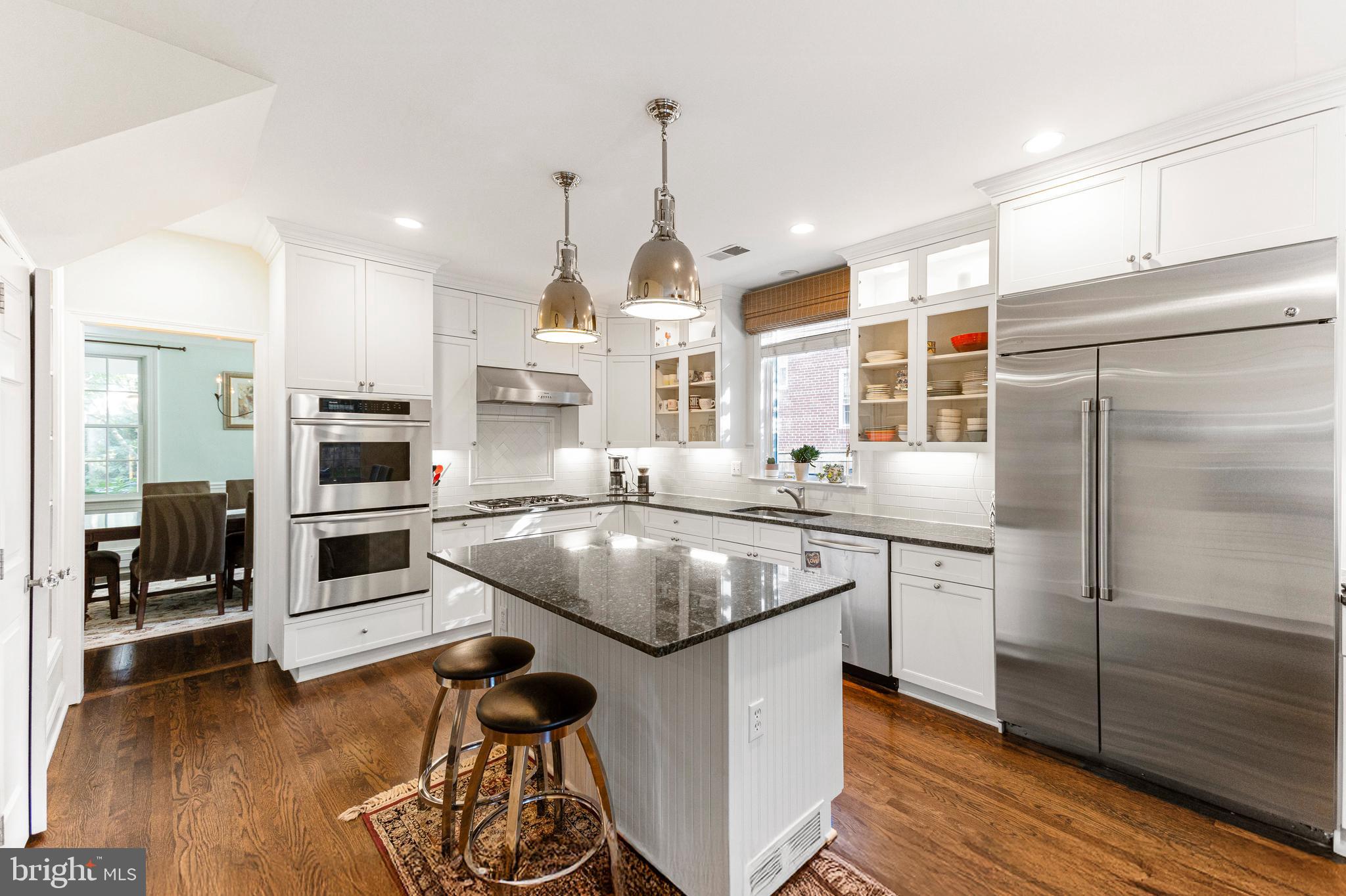 CHEVY CHASE - Residential