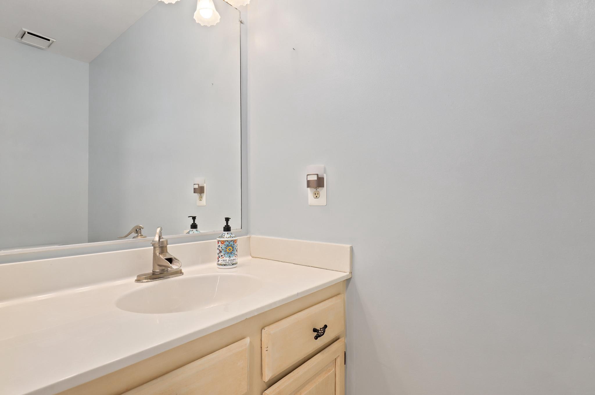 GERMANTOWN ESTATES - Residential