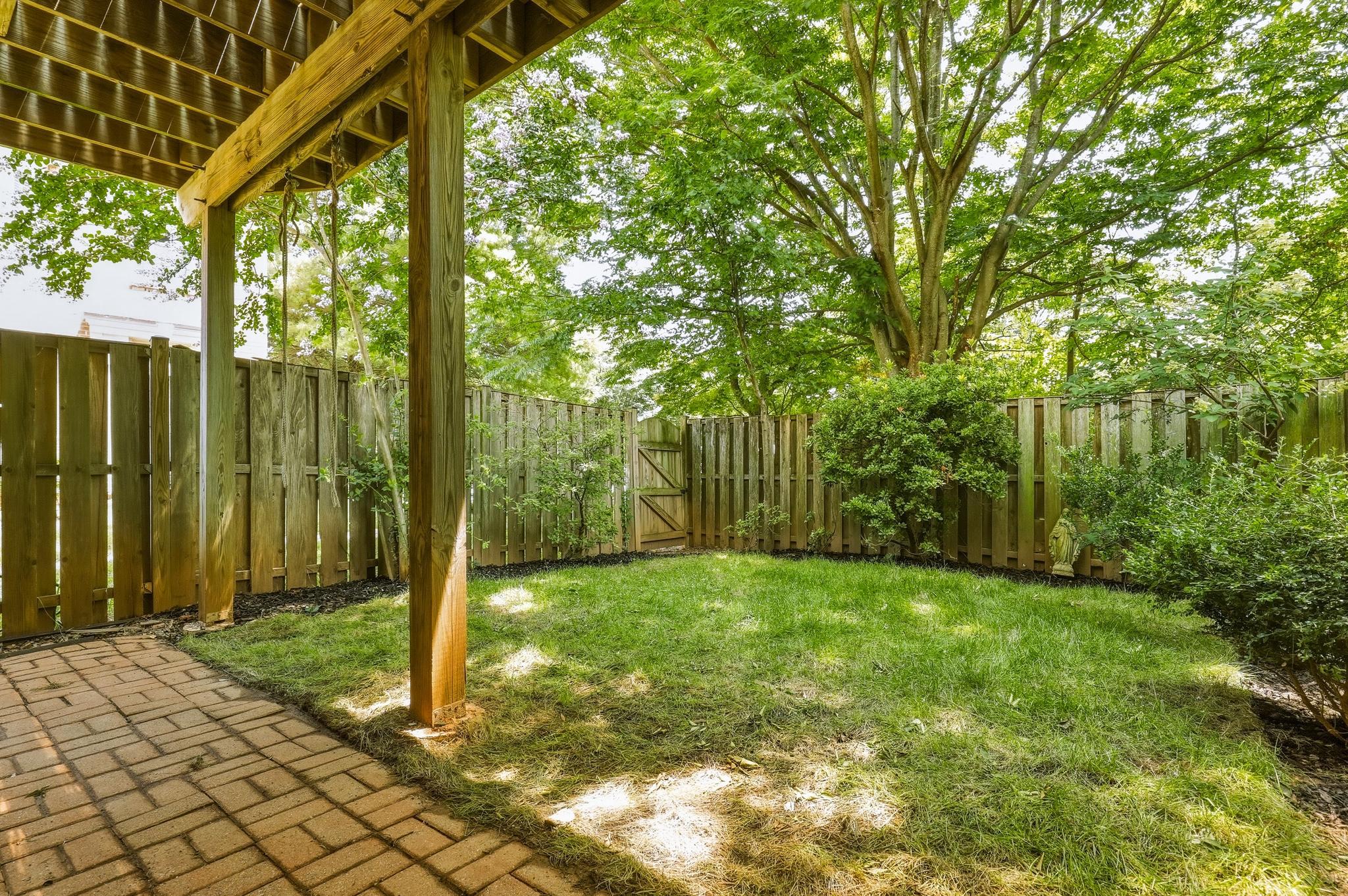 GERMANTOWN ESTATES - Residential