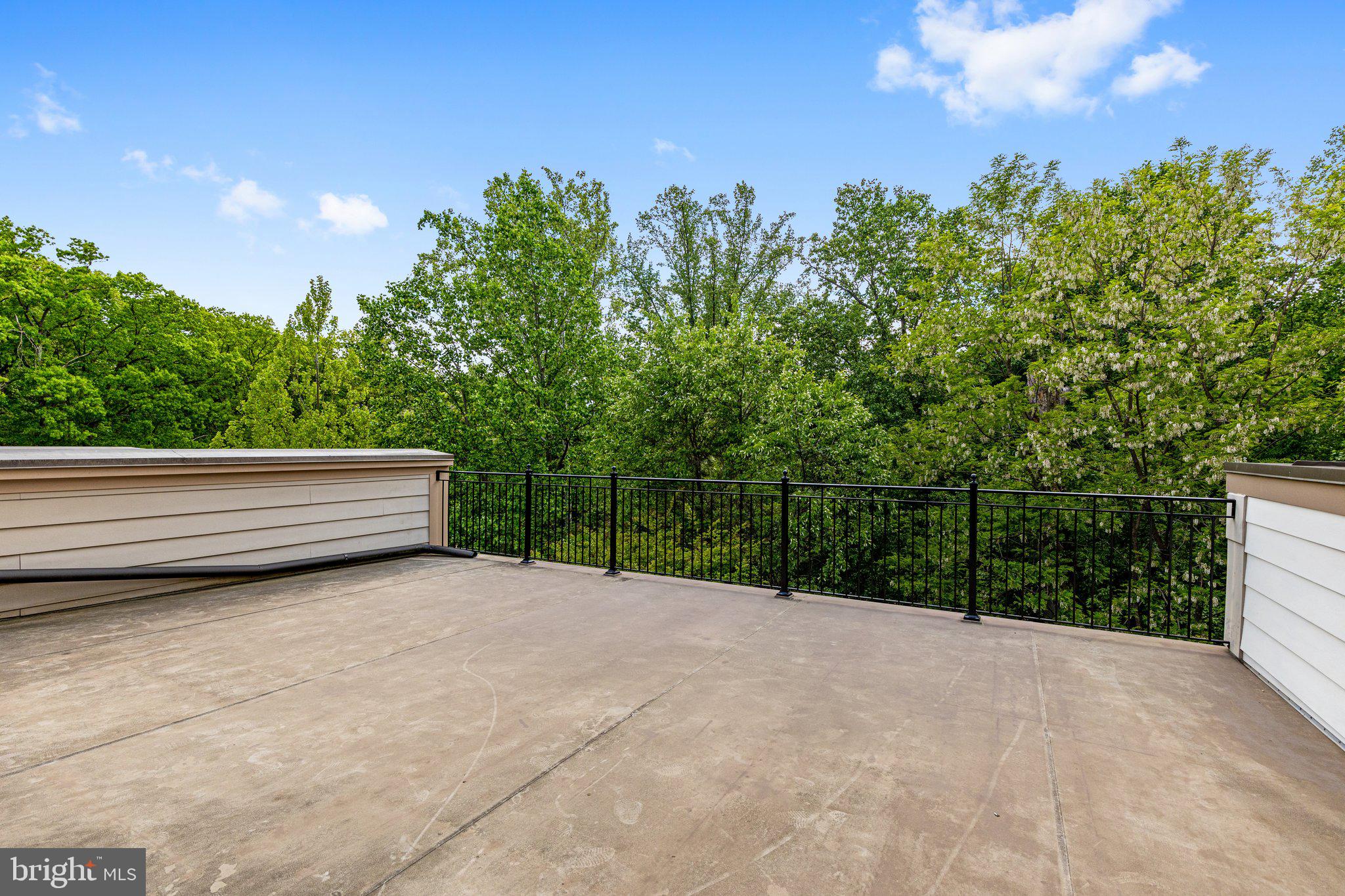PARK POTOMAC - Residential