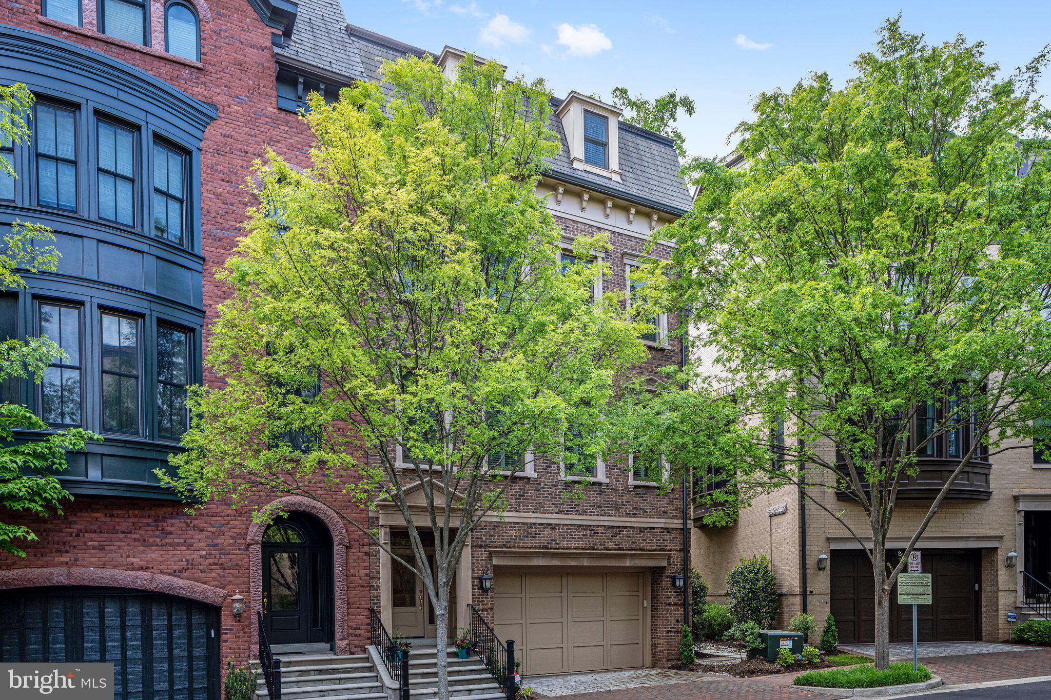 PARK POTOMAC - Residential