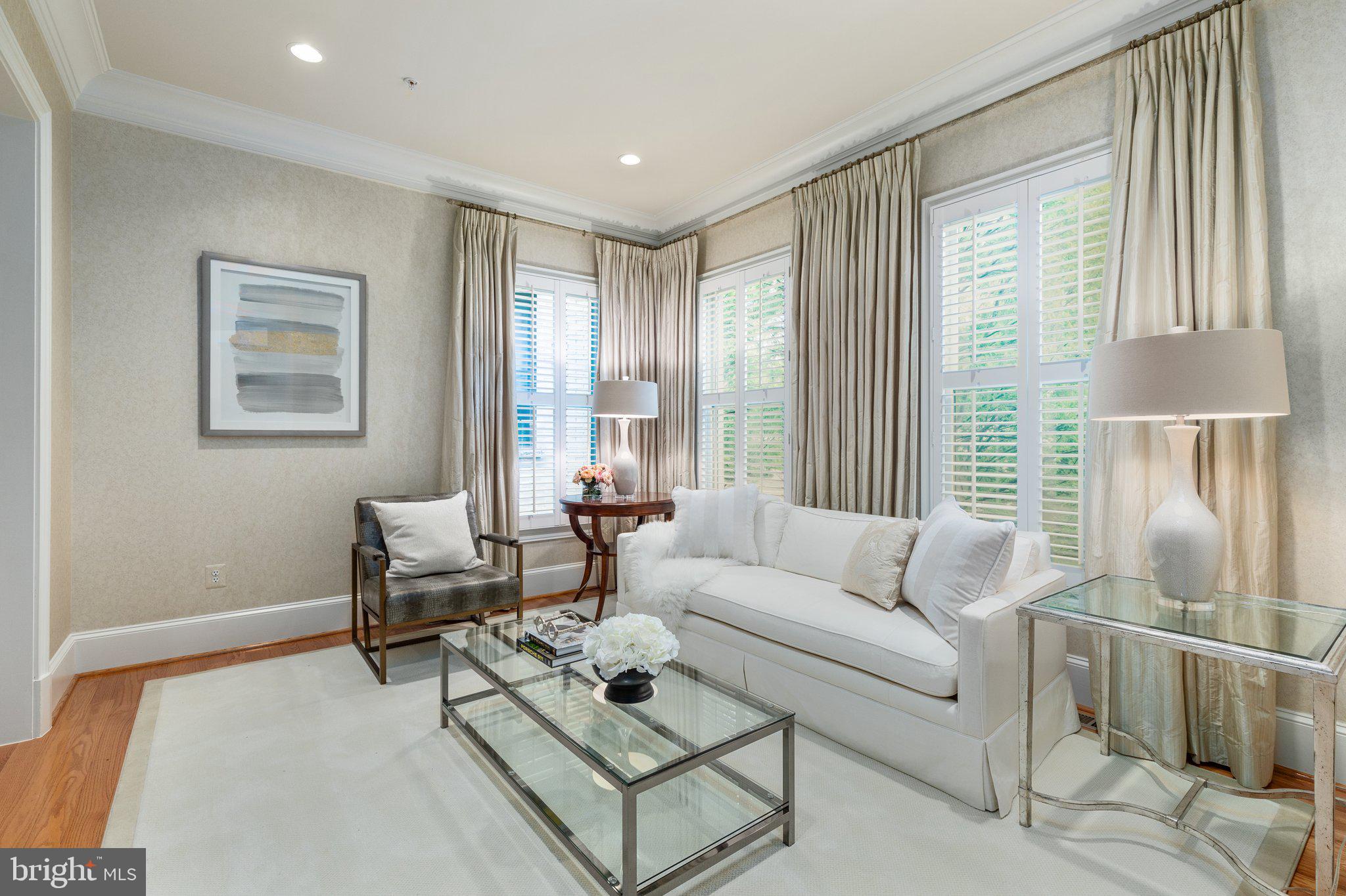 PARK POTOMAC - Residential