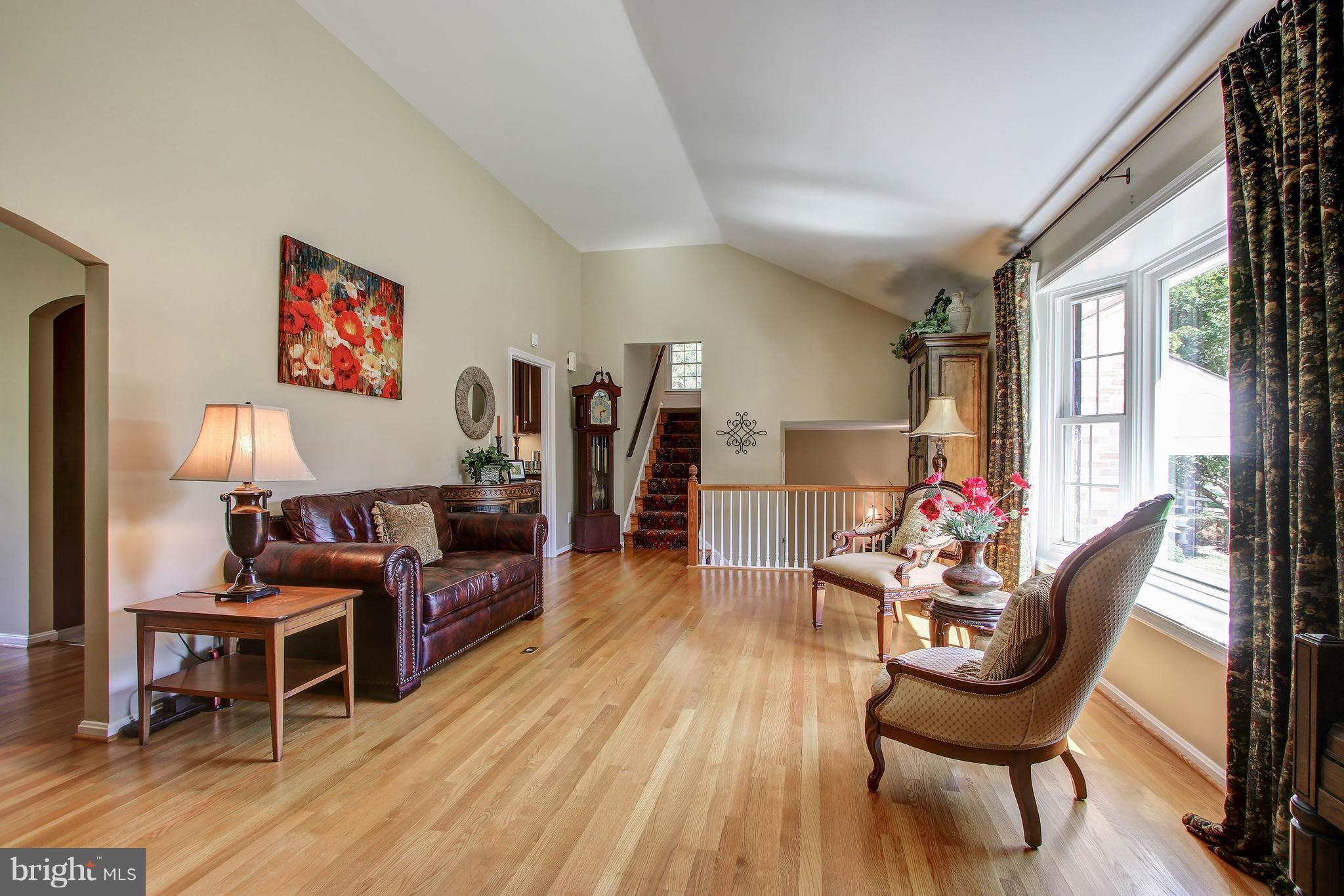 ANCIENT OAK - Residential