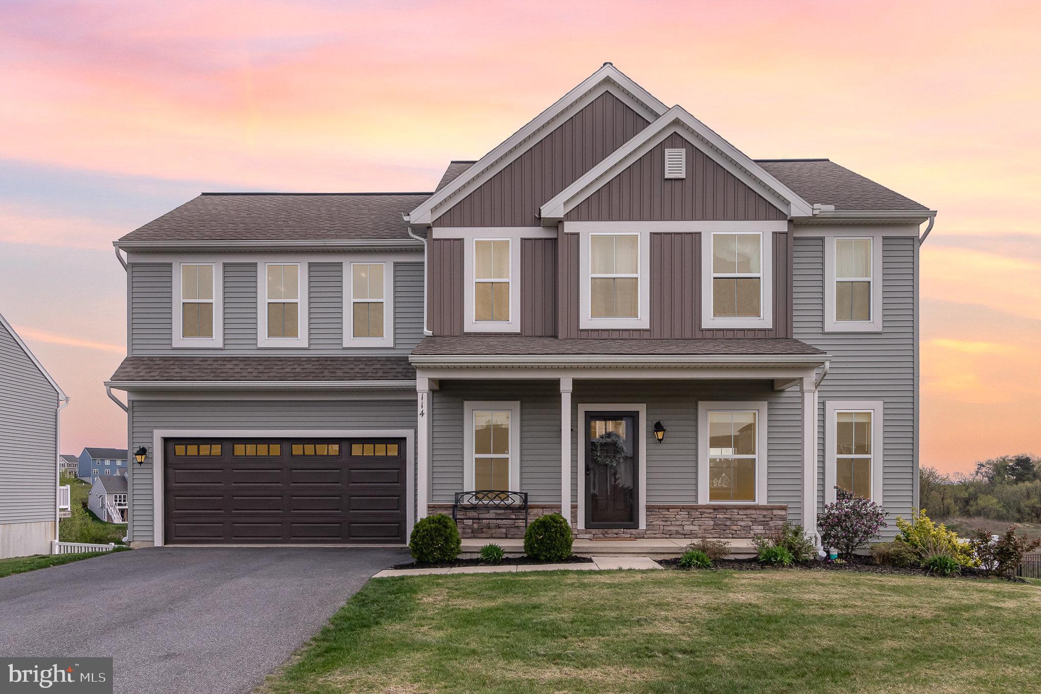 MOUNTAIN VIEW ESTATES - Residential