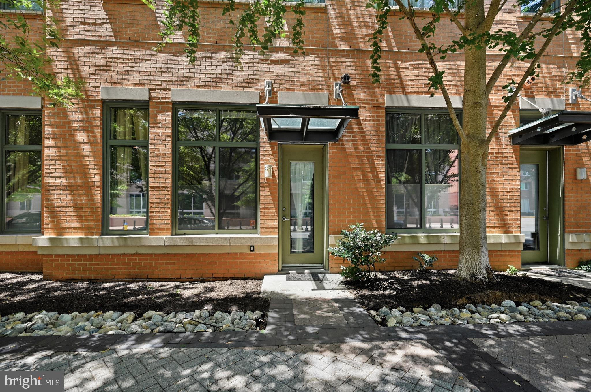 MONROE AT VIRGINIA SQUARE - Residential