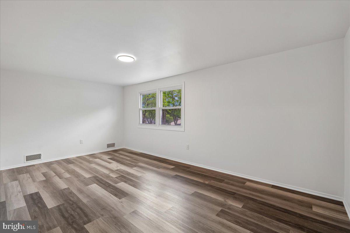 SOMERSET AT BELAIR - Residential
