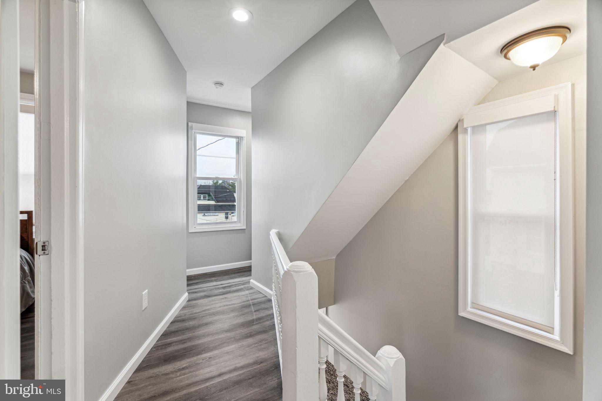 SOMERTON - Commercial Sale