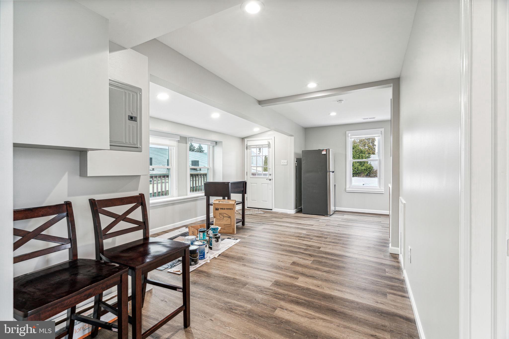 SOMERTON - Commercial Sale