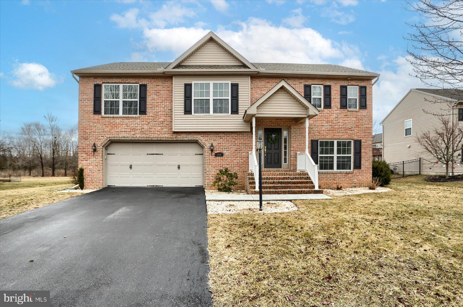 CHESTNUT HOLLOW - Residential