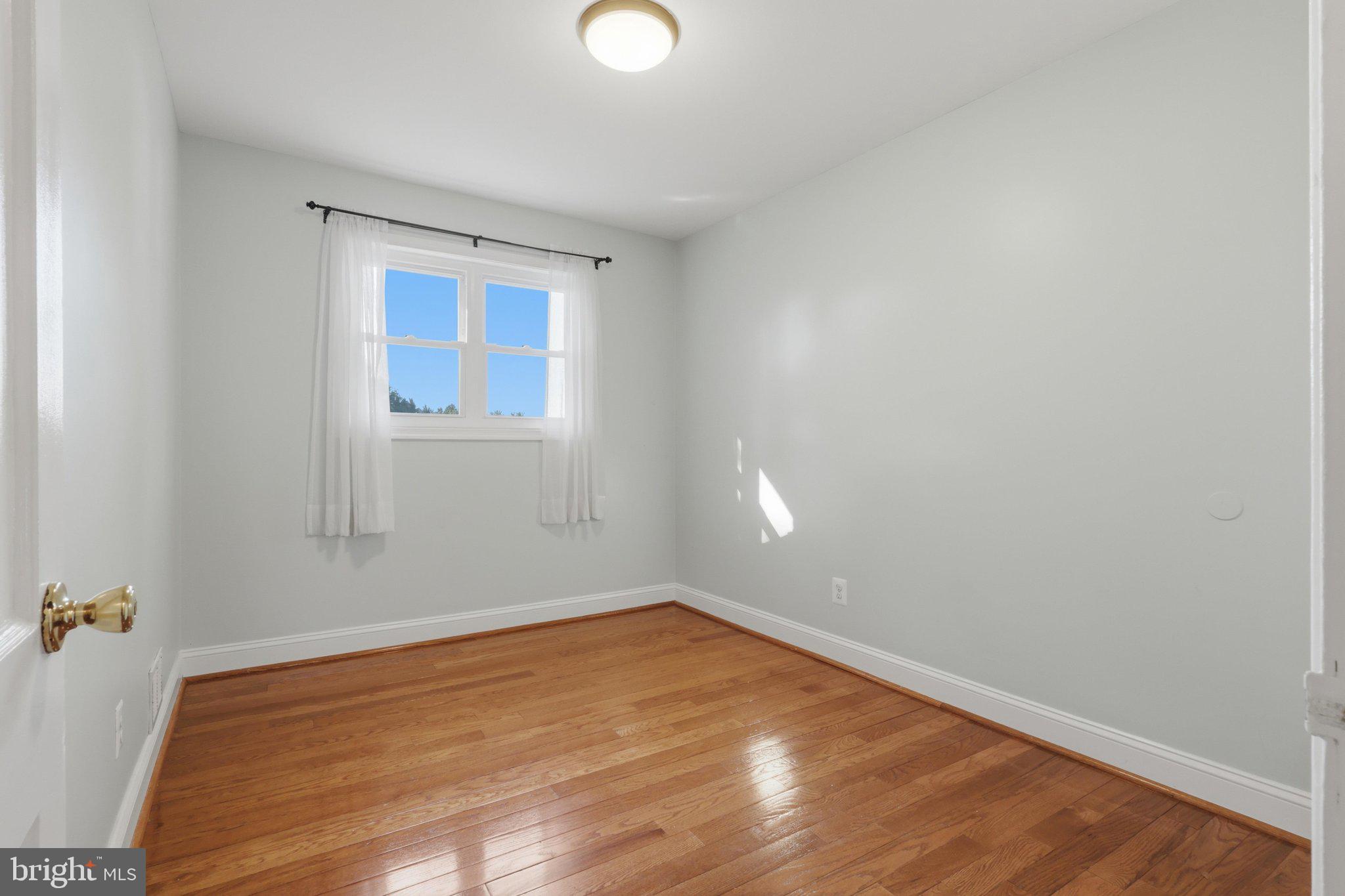 WHEATON WOODS - Residential