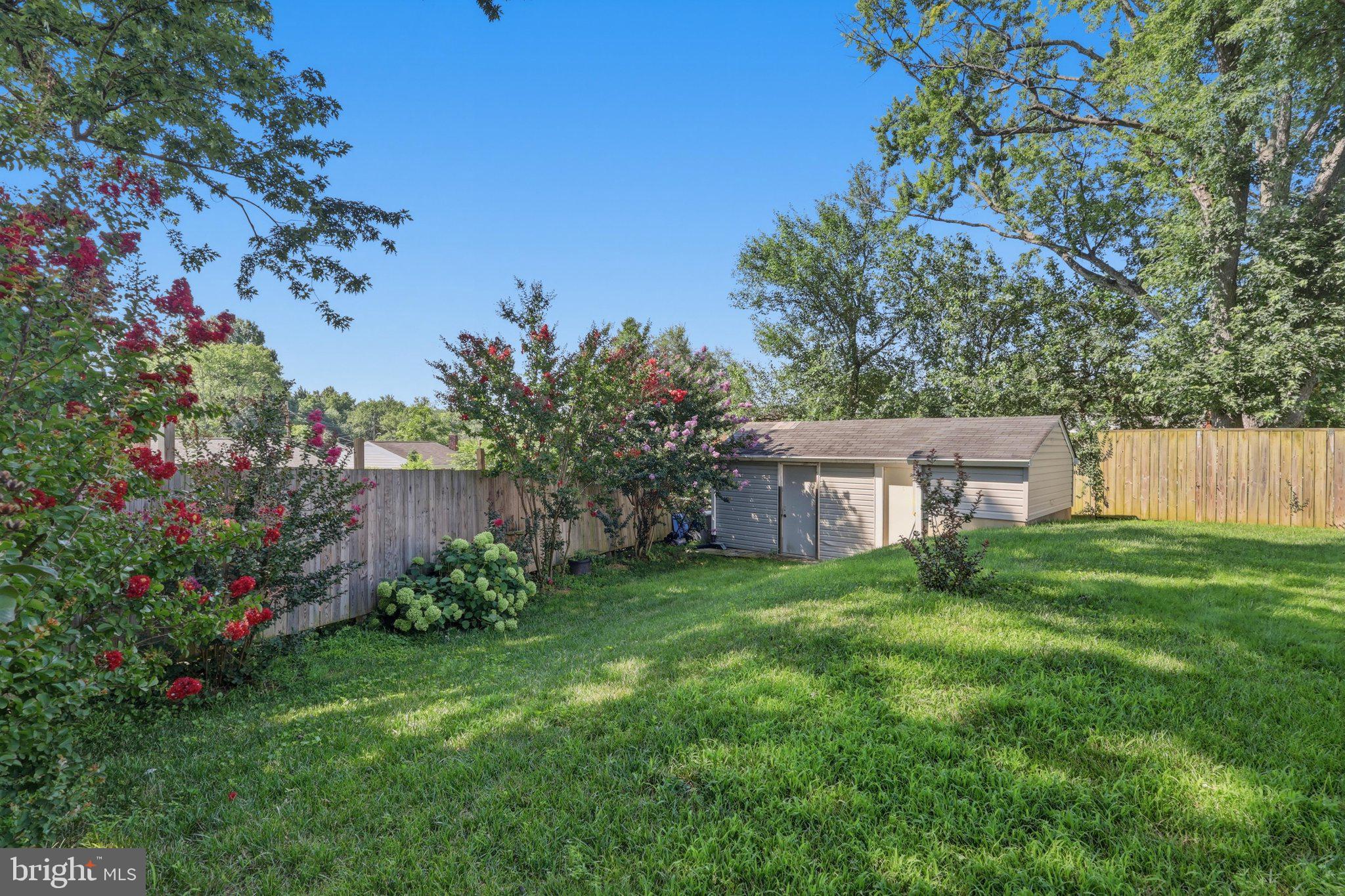 WHEATON WOODS - Residential