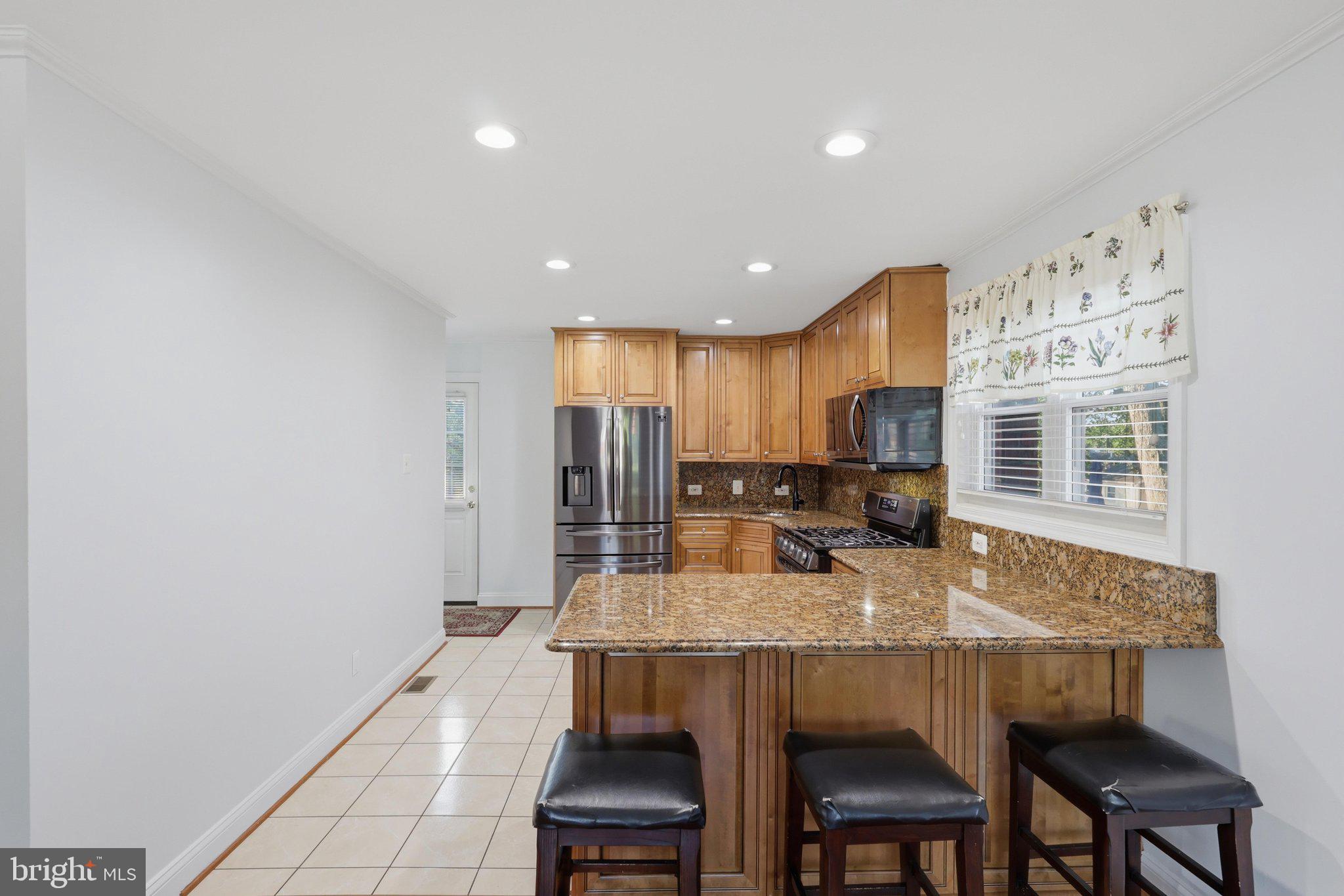 WHEATON WOODS - Residential