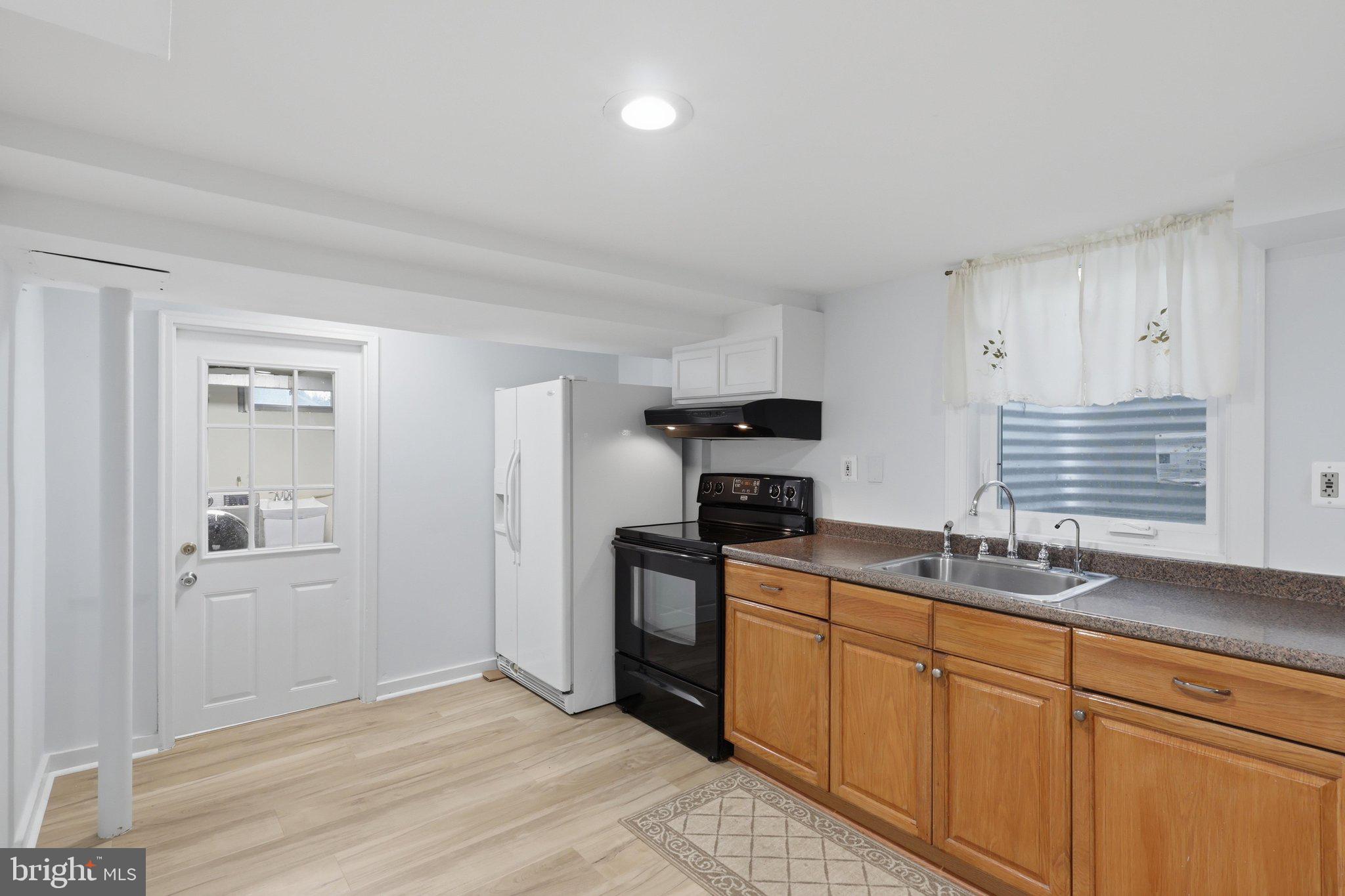 WHEATON WOODS - Residential