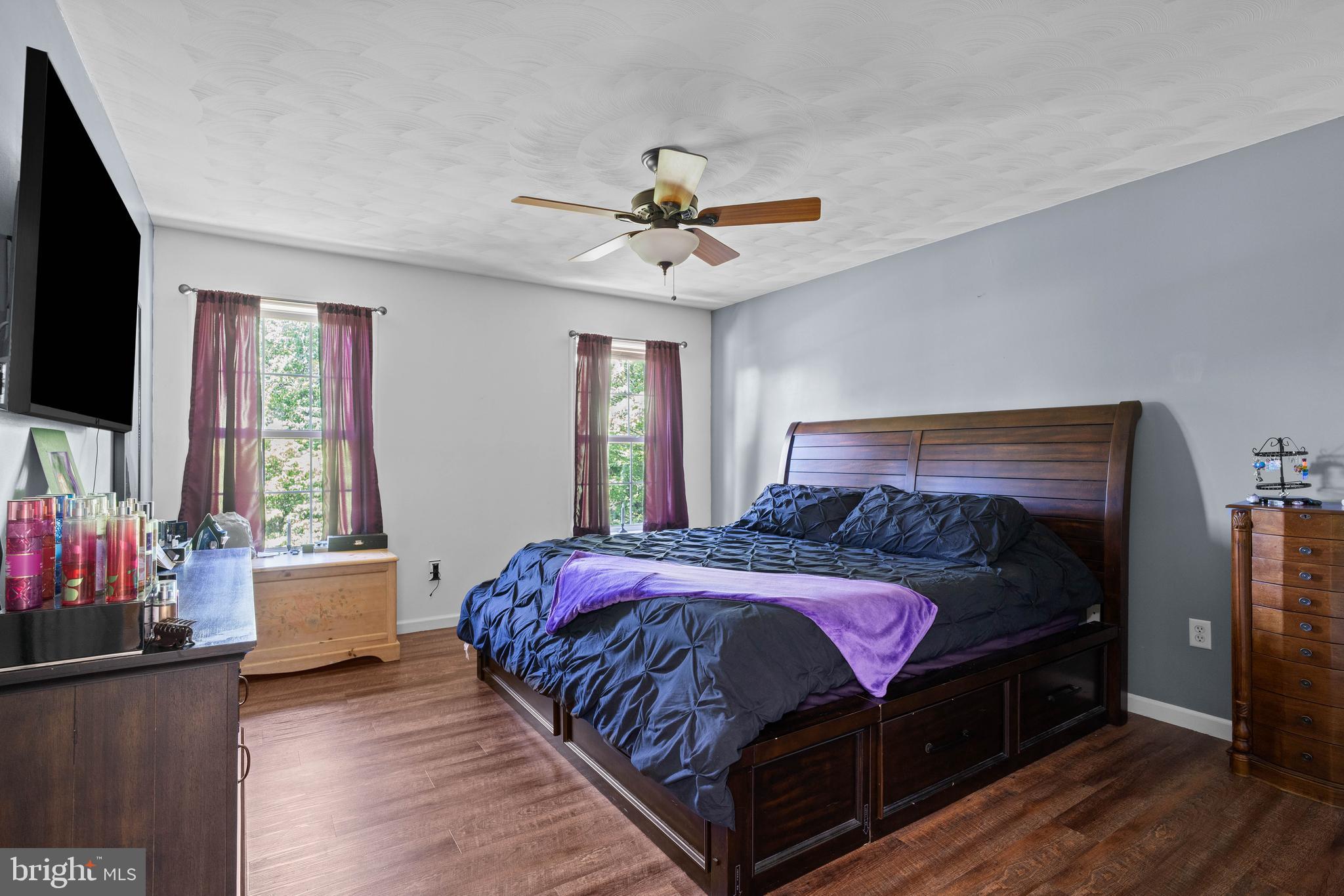 LINNWOOD - Residential