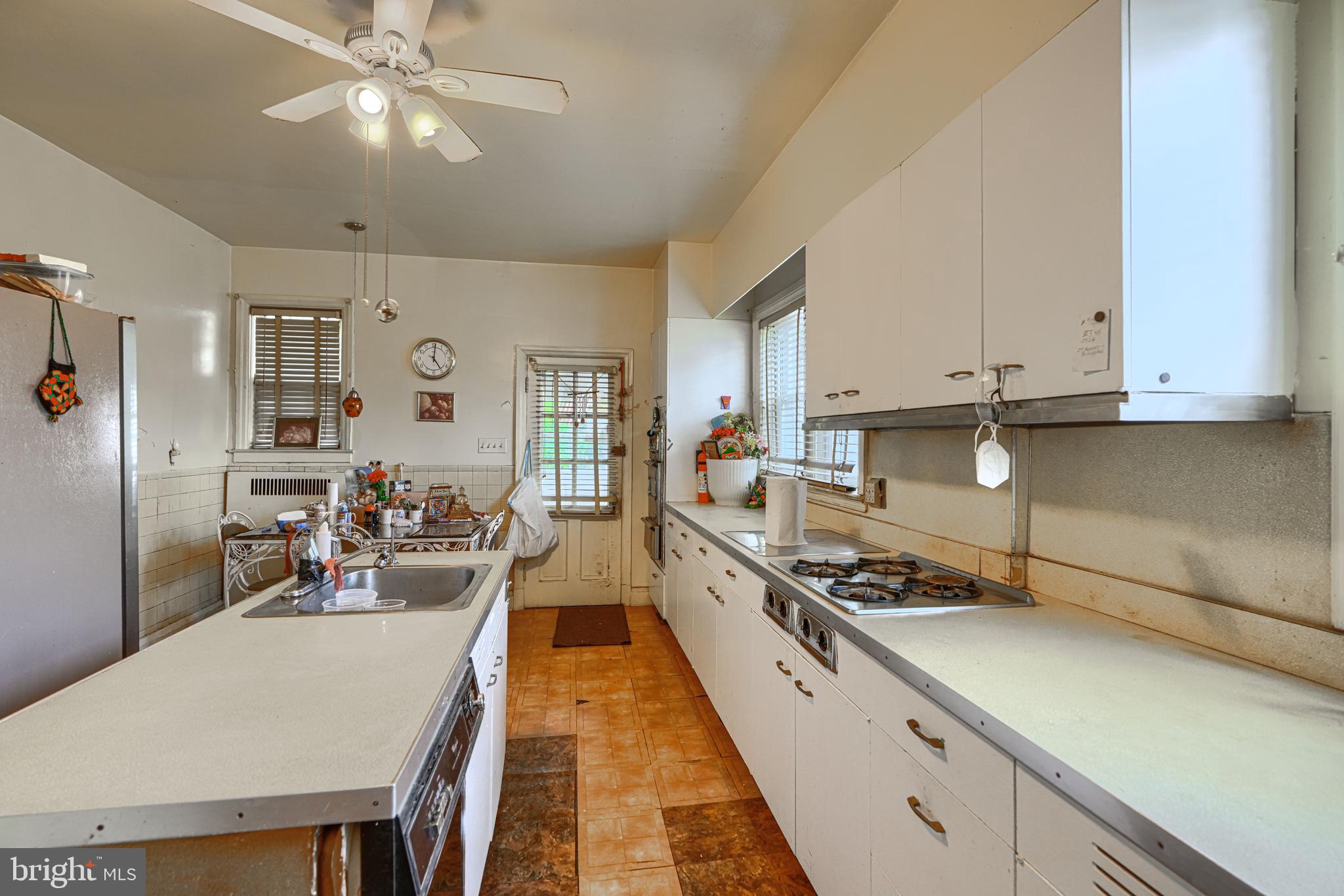 ASHBURTON HISTORIC DISTRICT - Residential