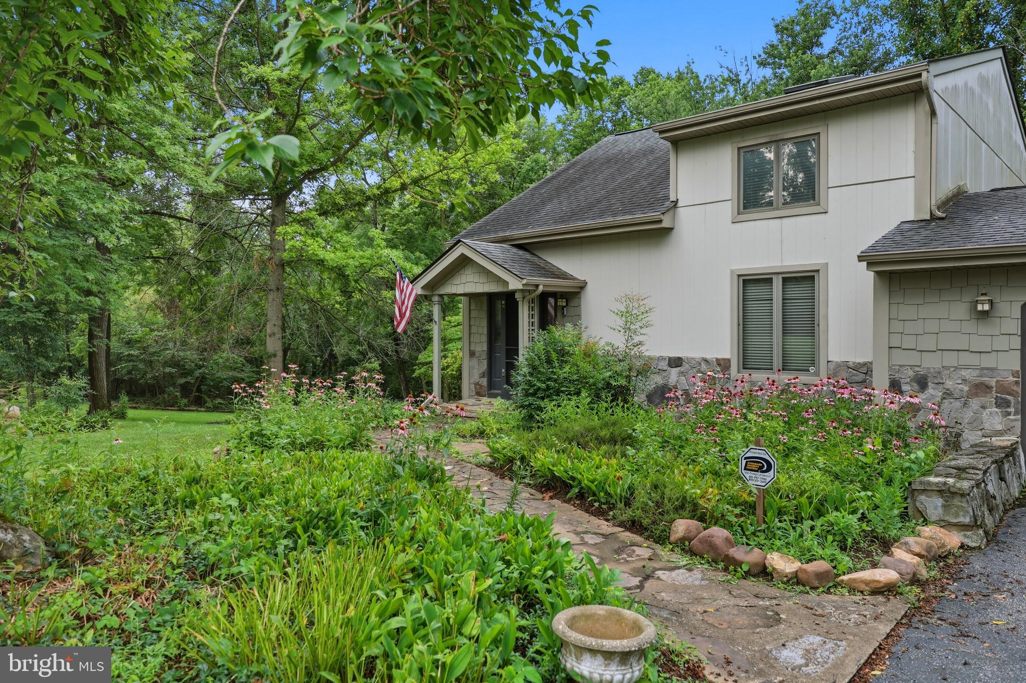 WOODBRIER MANOR - Residential