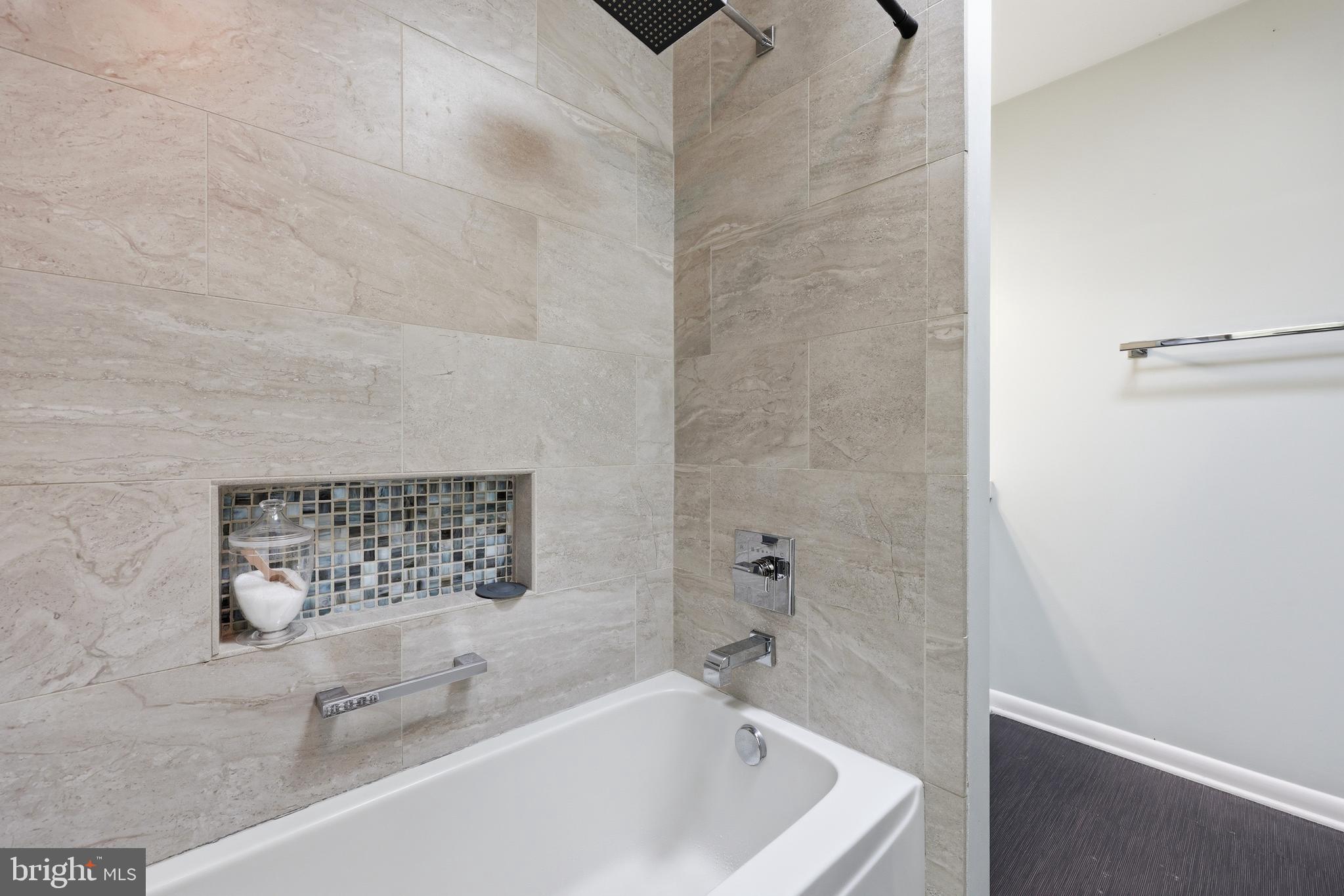 WOODBRIER MANOR - Residential