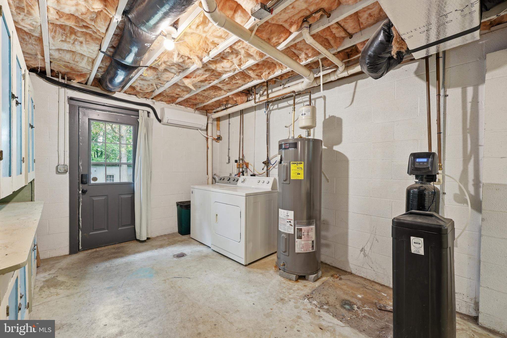 WOODBRIER MANOR - Residential