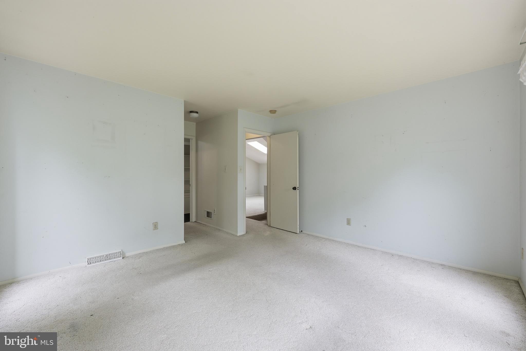 WOODBRIER MANOR - Residential