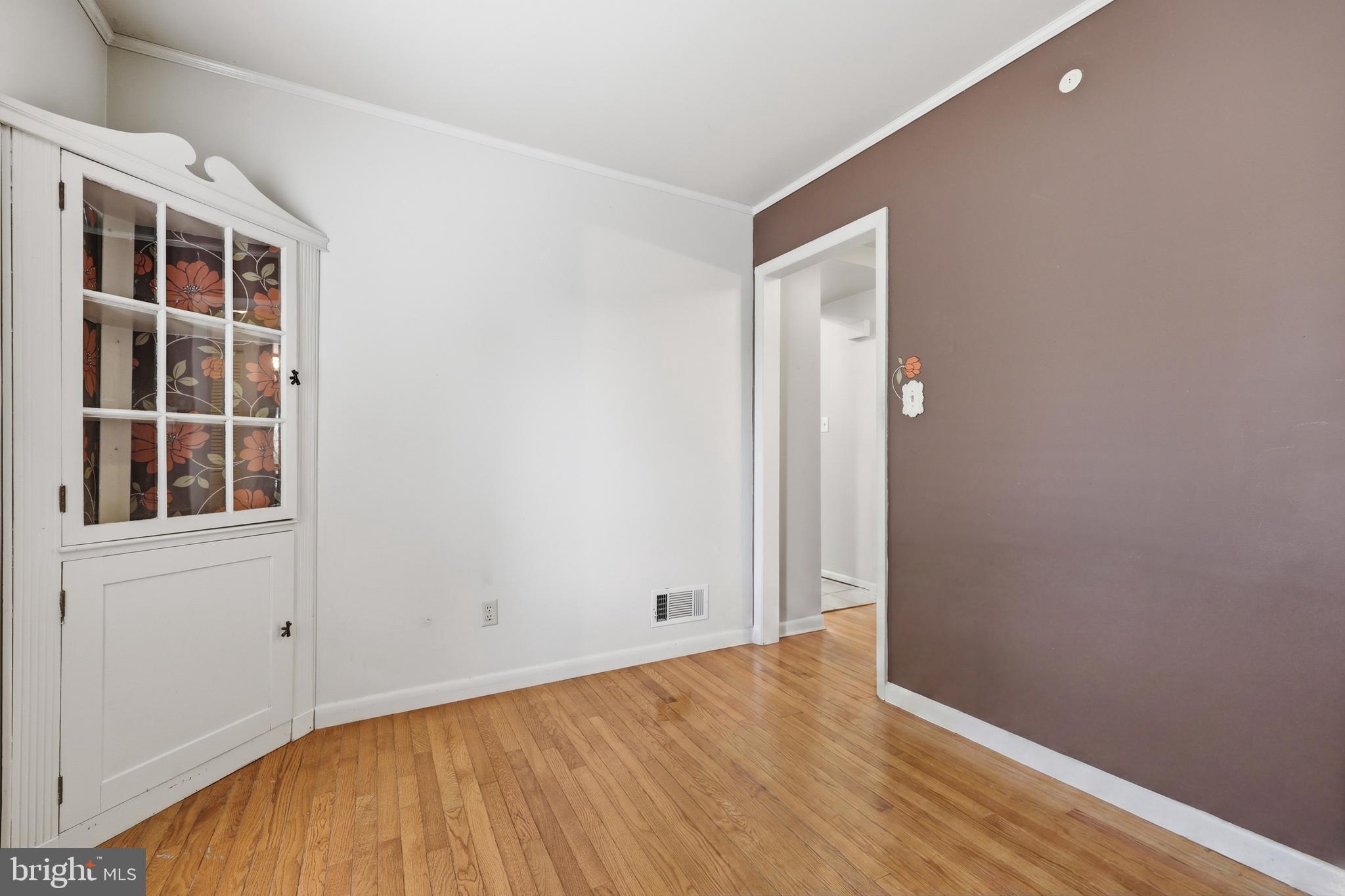 WOODBRIER MANOR - Residential