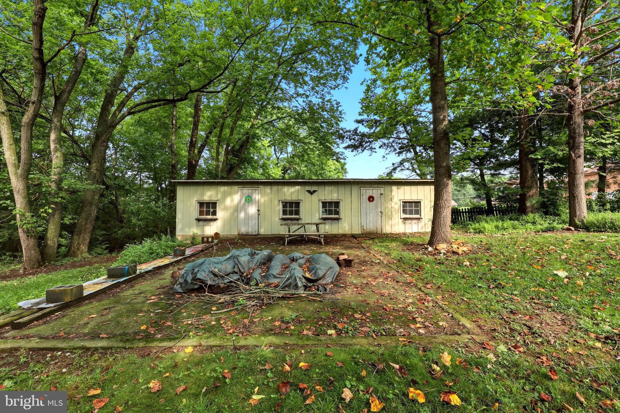 WOODBRIER MANOR - Residential