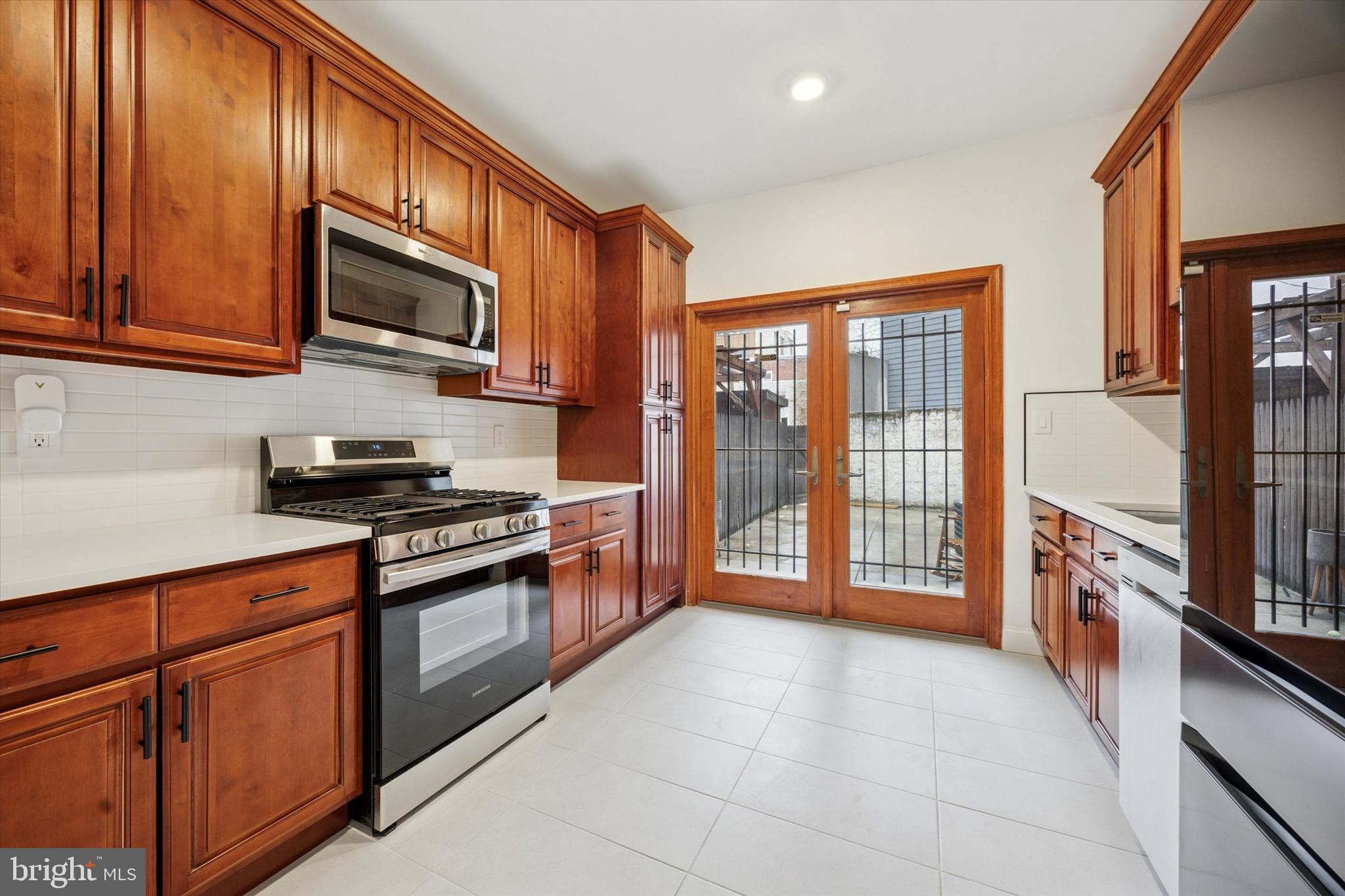 FISHTOWN - Residential Lease