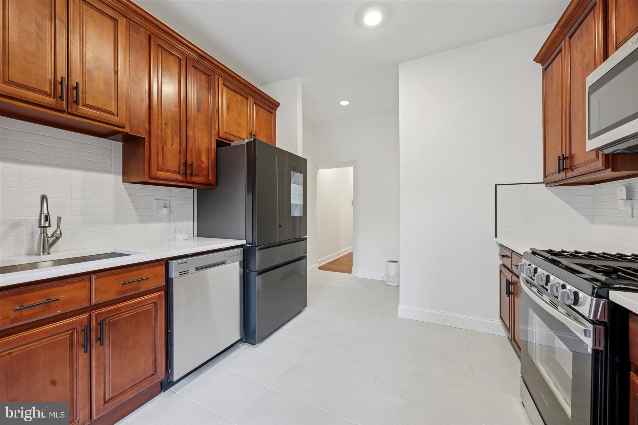FISHTOWN - Residential Lease