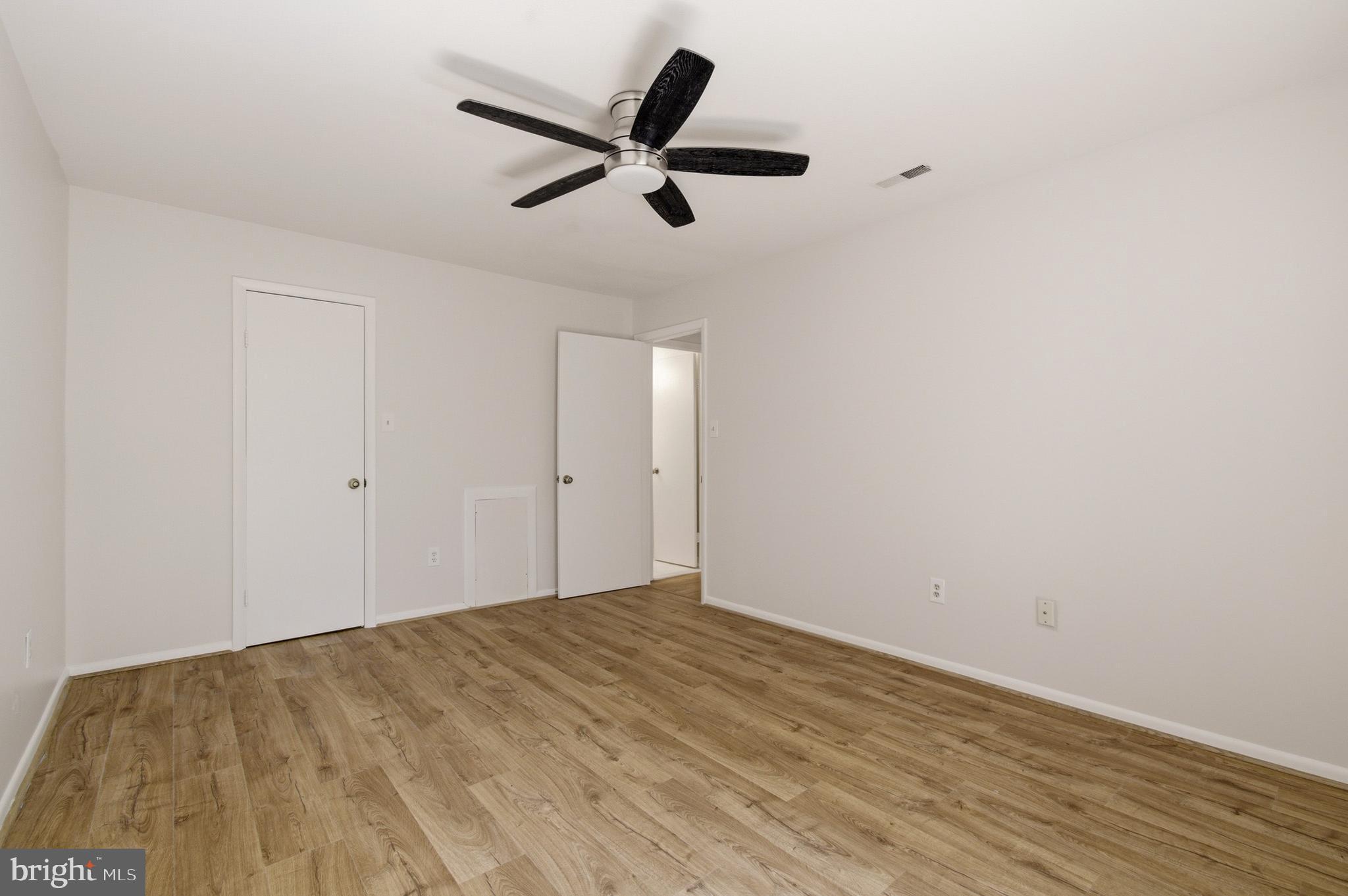 HOMELAND VILLAGE - Residential Lease