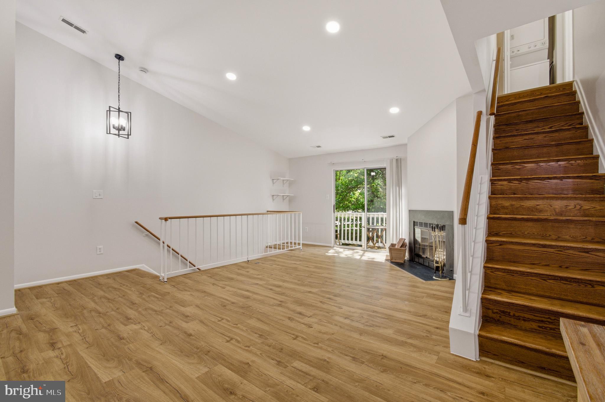 HOMELAND VILLAGE - Residential Lease