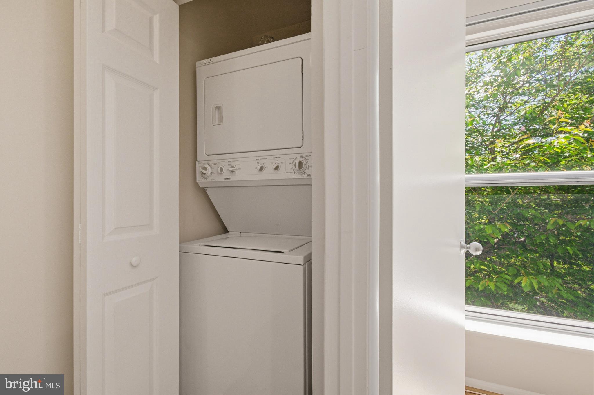 HOMELAND VILLAGE - Residential Lease