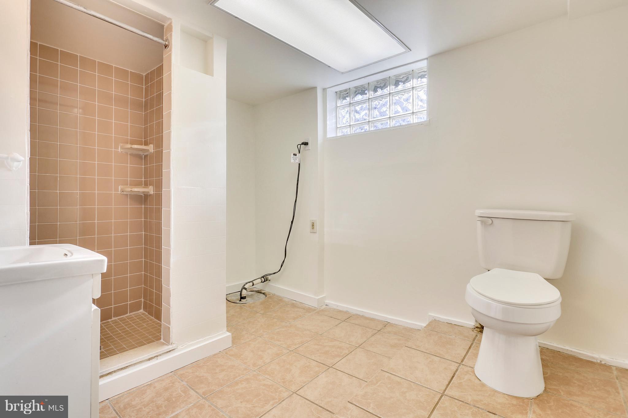 TUXEDO- PRYORS ADDN - Residential