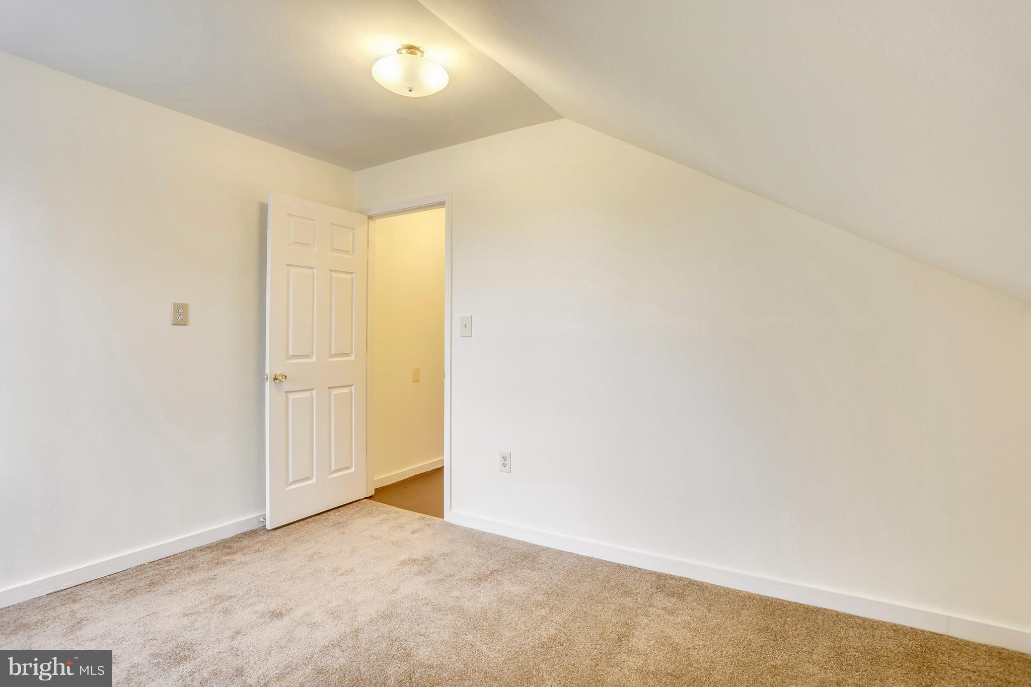 TUXEDO- PRYORS ADDN - Residential