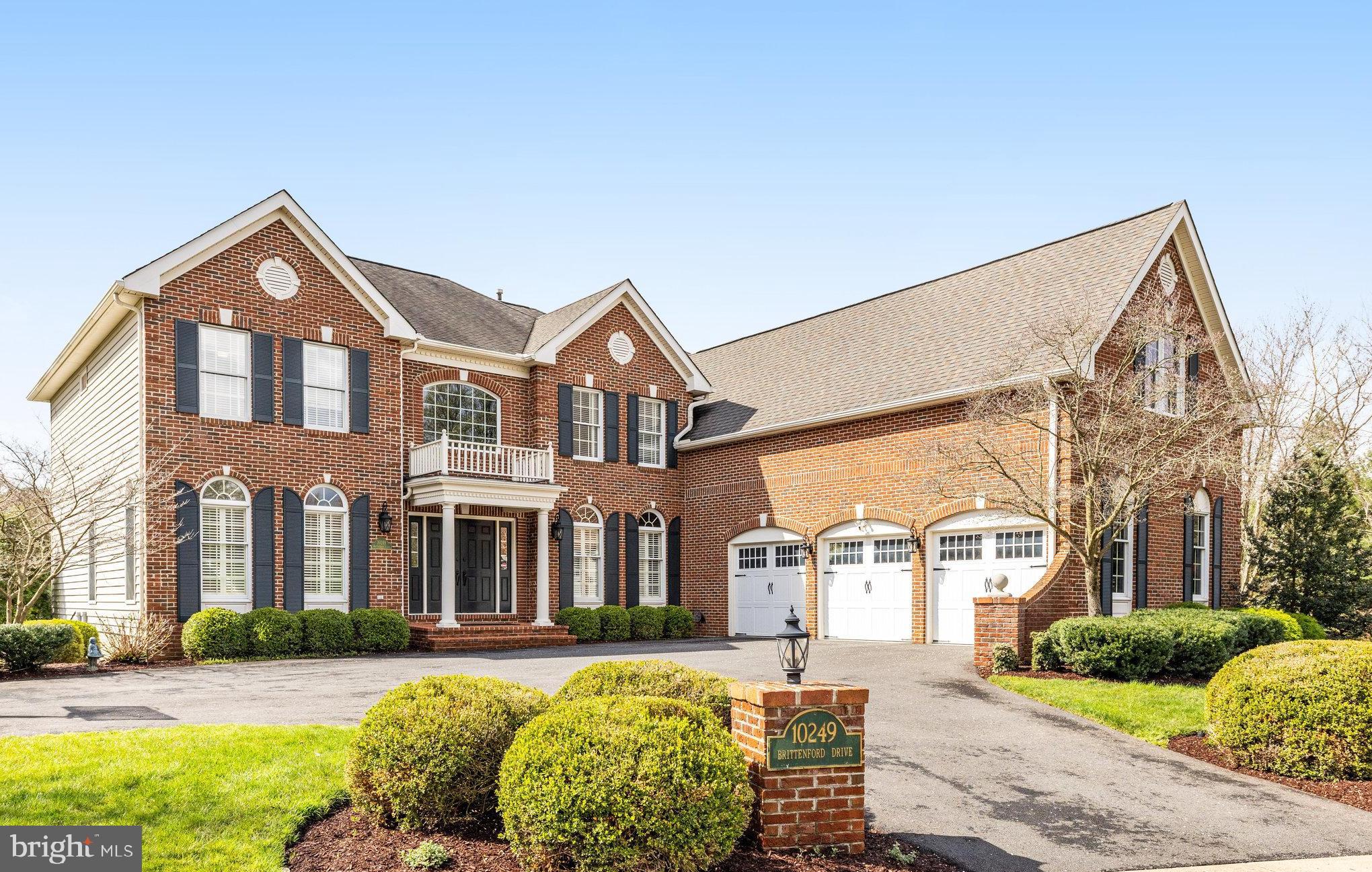 HUNTER MILL ESTATES - Residential