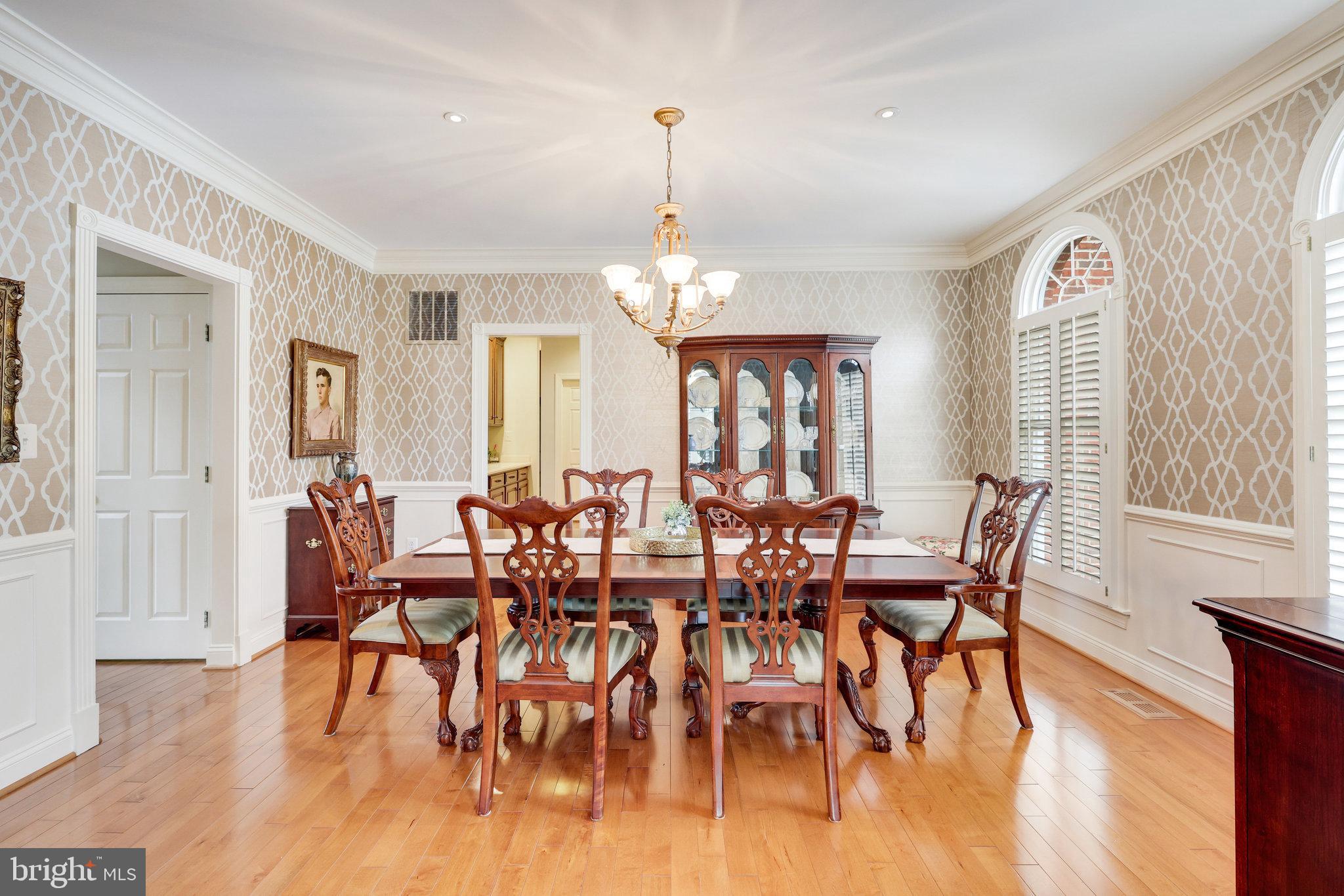 HUNTER MILL ESTATES - Residential
