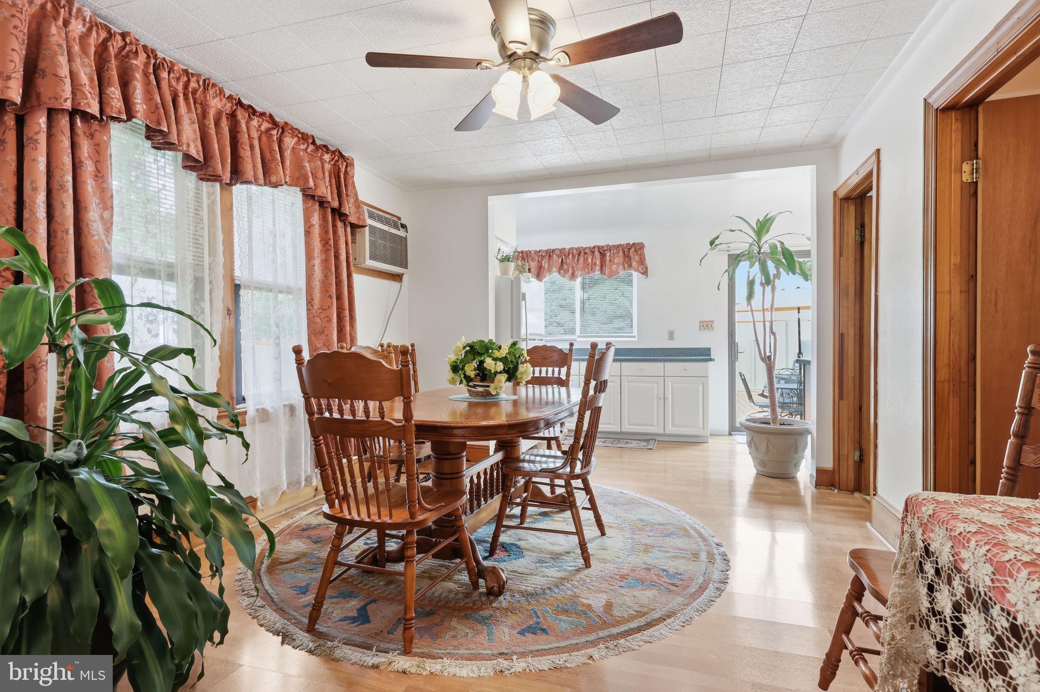 CAPITOL VIEW - Residential