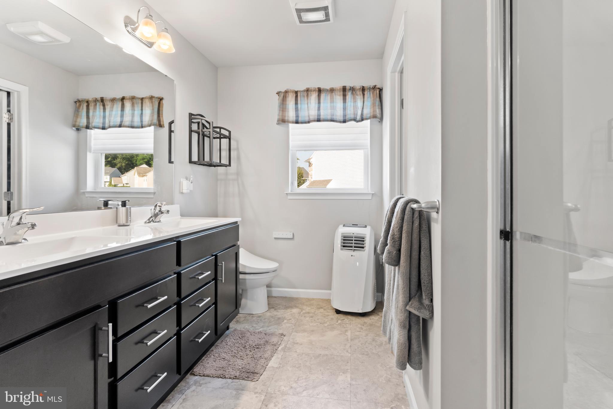 LOGAN MEADOWS - Residential