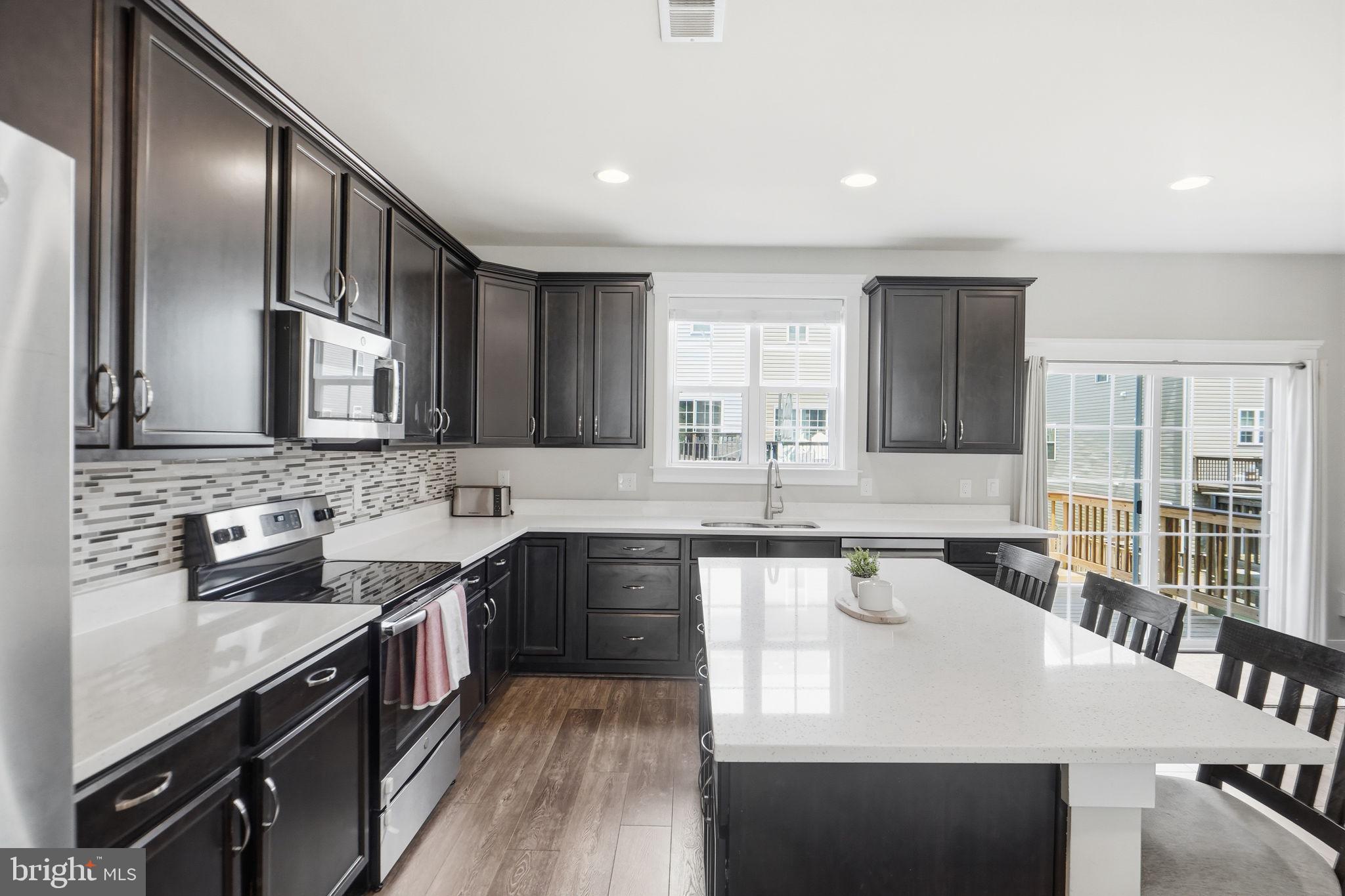 MAYFAIR - Residential