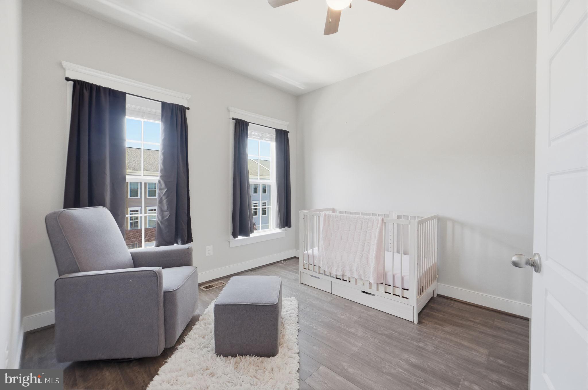 MAYFAIR - Residential