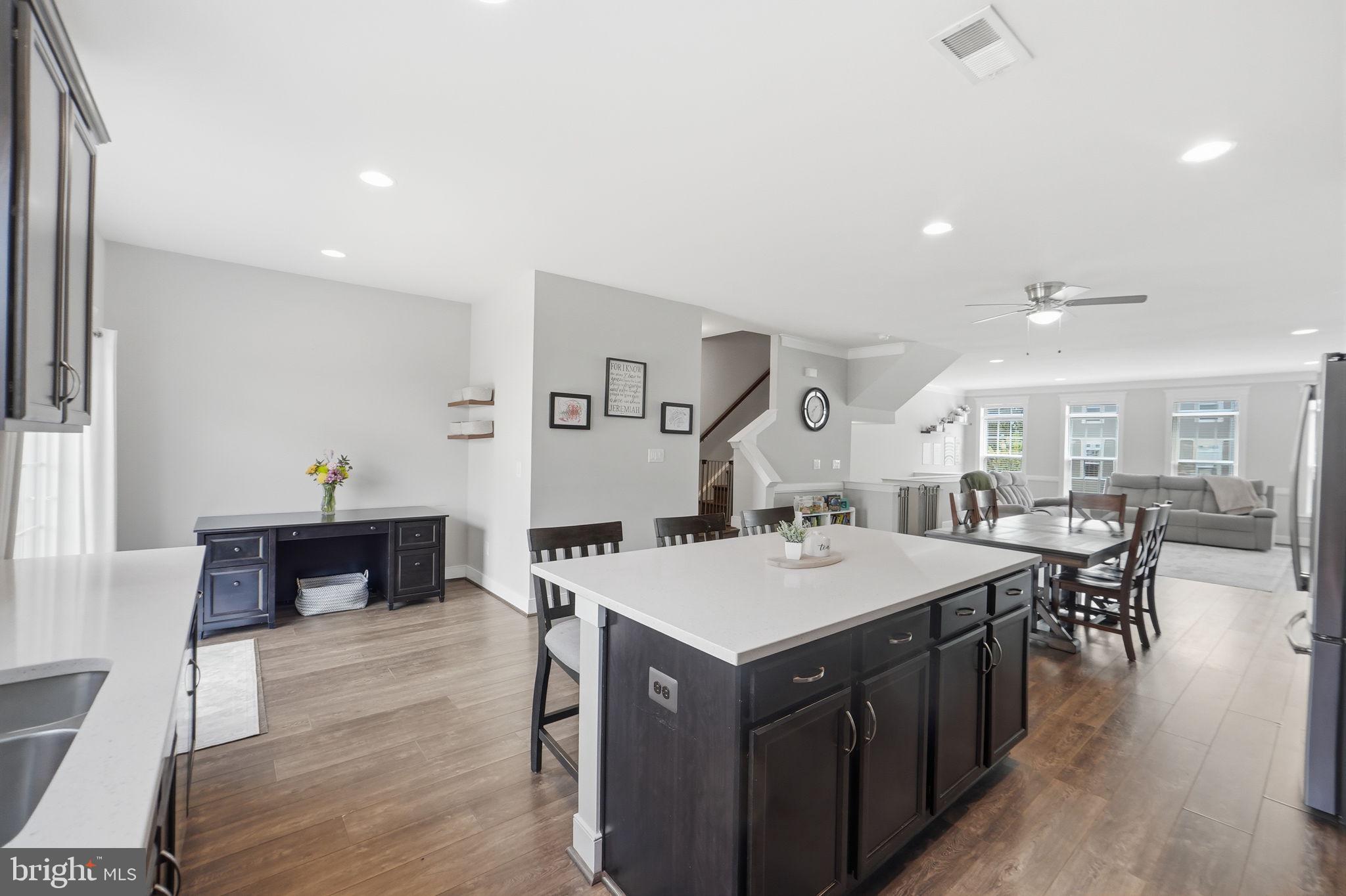MAYFAIR - Residential