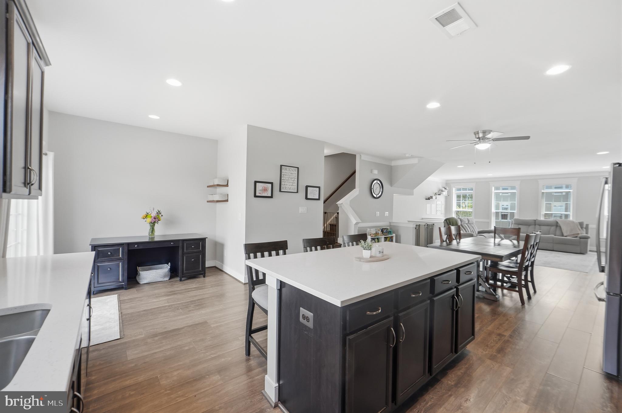 MAYFAIR - Residential