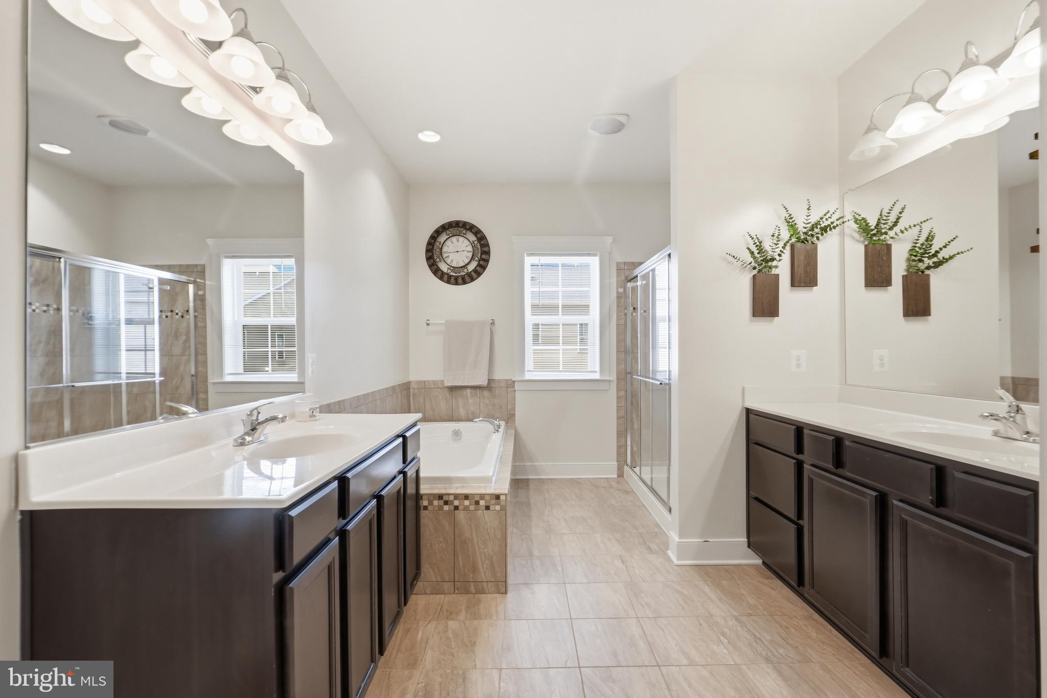 MAYFAIR - Residential
