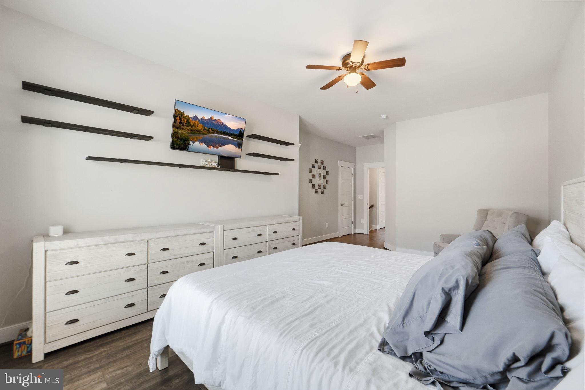 MAYFAIR - Residential