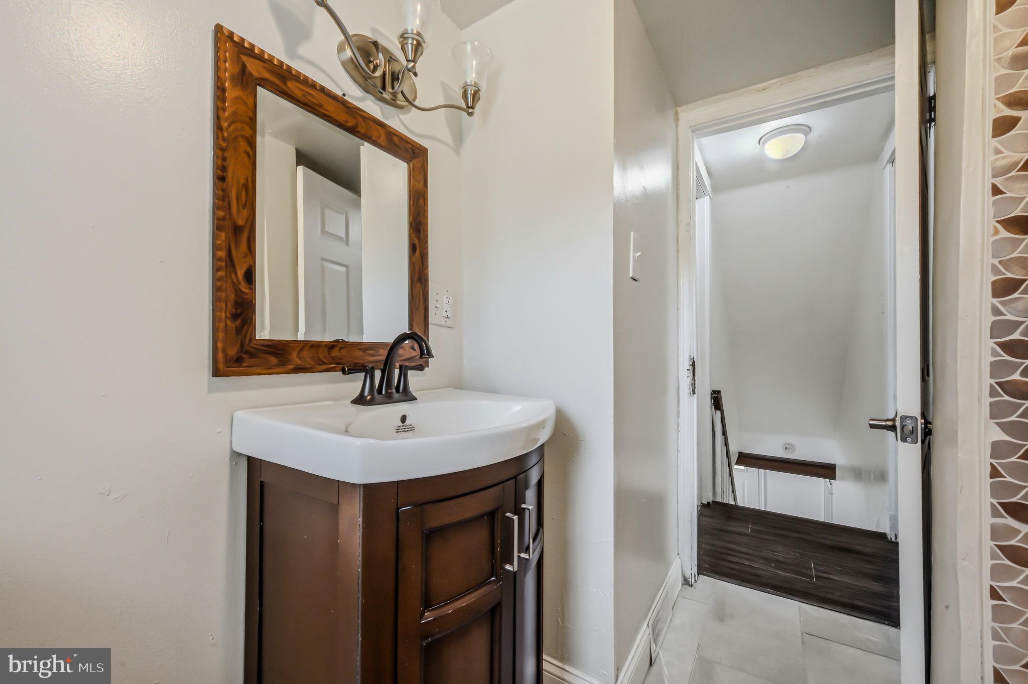 HOLLOWAY TERRACE - Residential