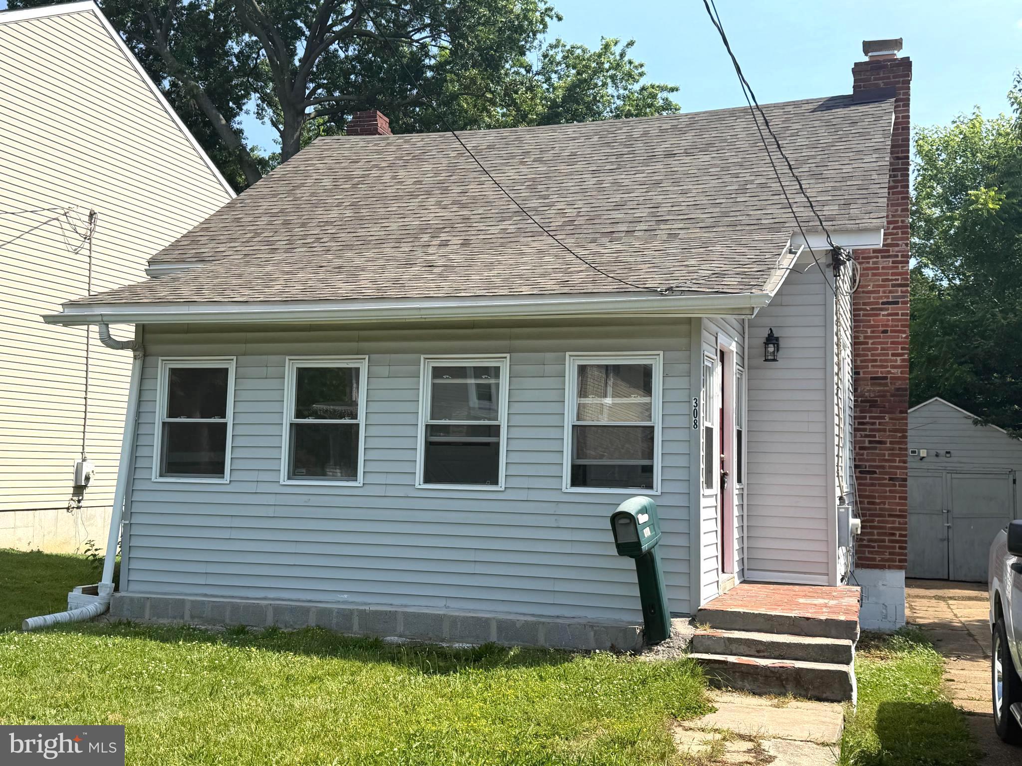 HOLLOWAY TERRACE - Residential